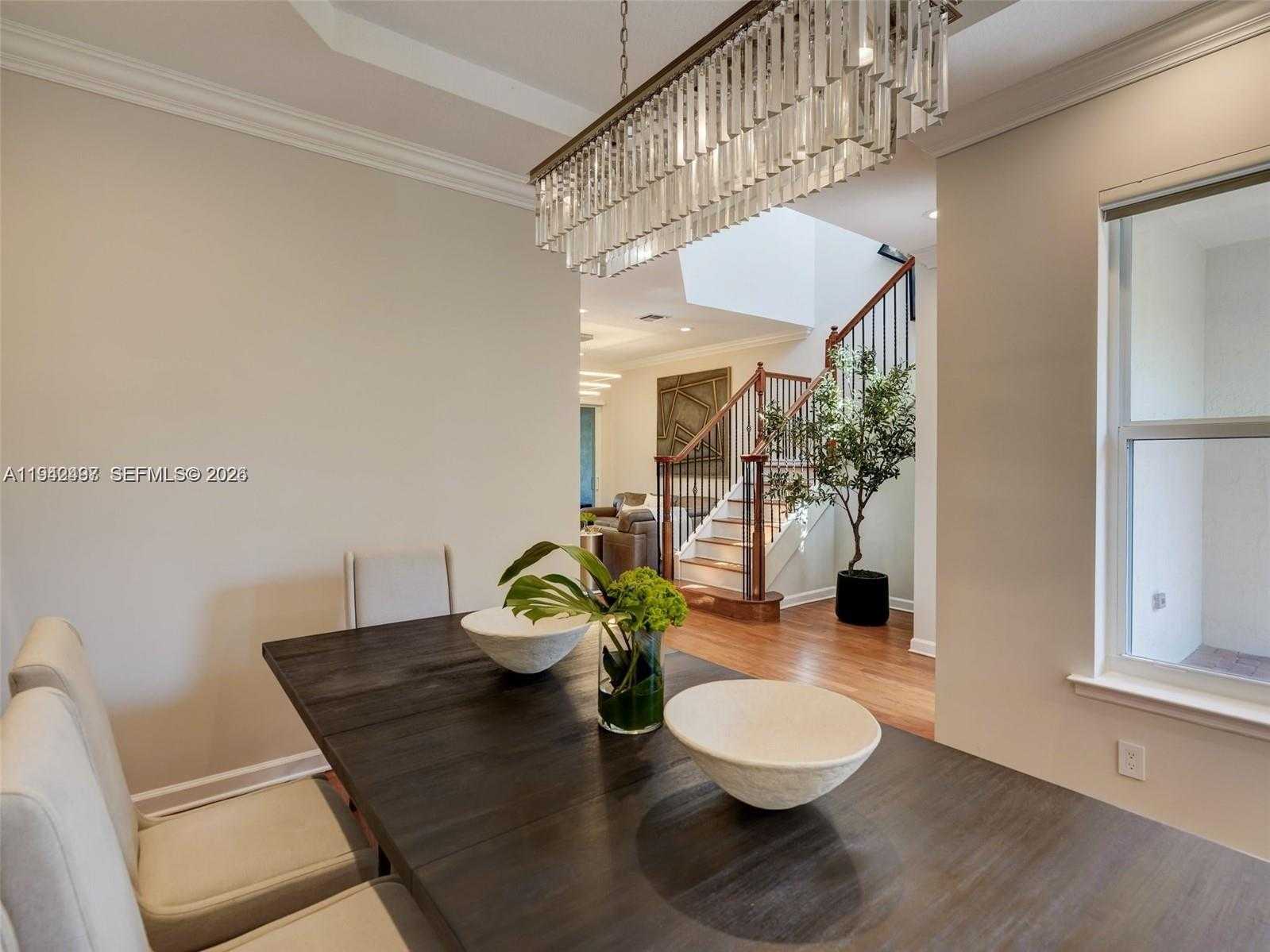 Small Image of 963 SOUTH HARBOR VW S, Hollywood Number 40