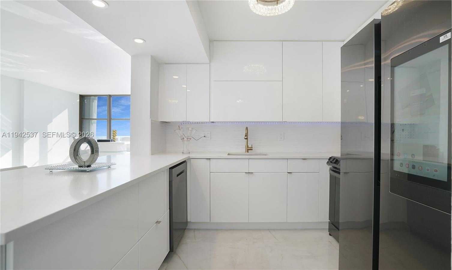 Small Image of 2017 SOUTH OCEAN DR #1206, Hallandale Beach Number 18