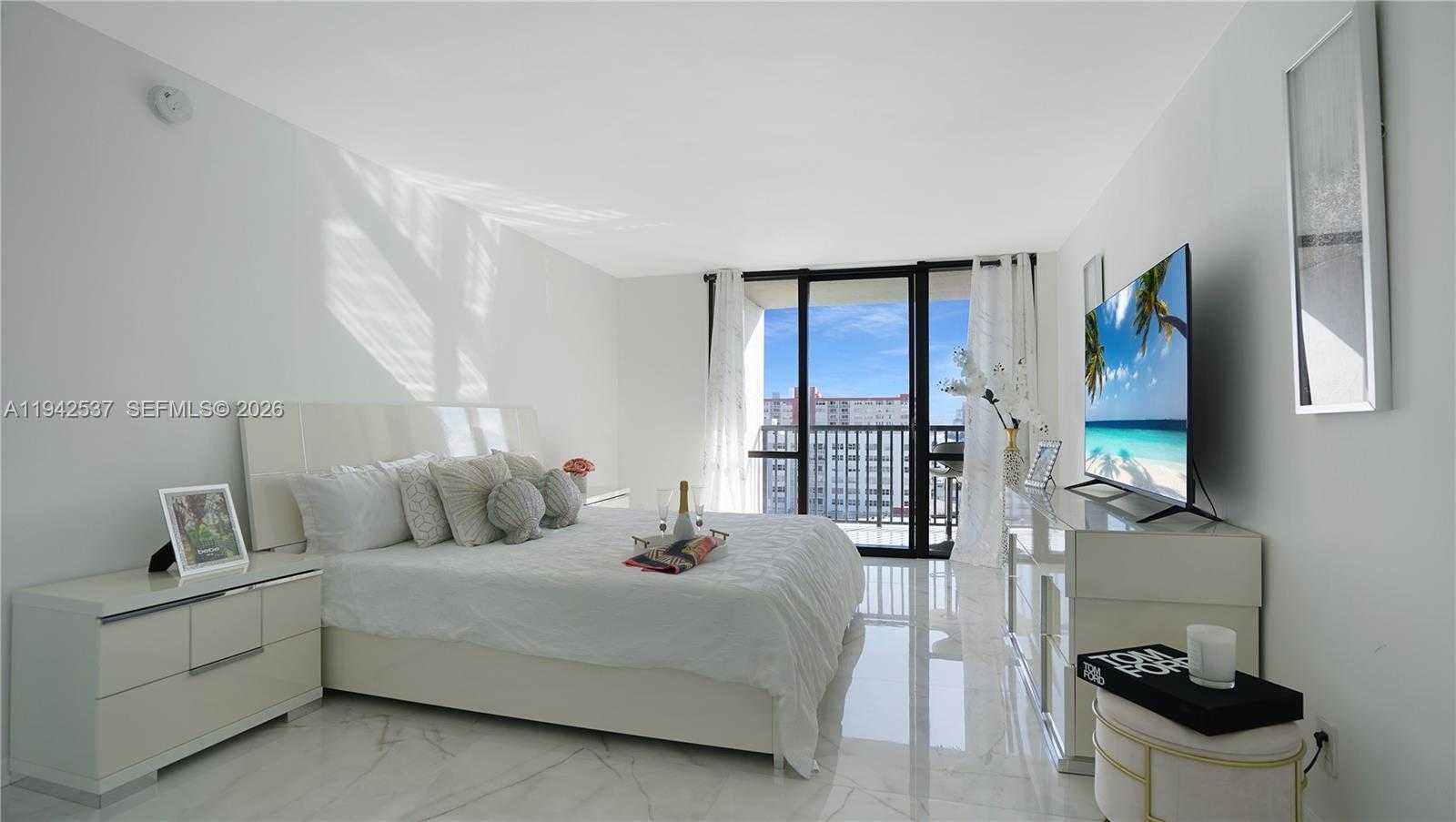 Small Image of 2017 SOUTH OCEAN DR #1206, Hallandale Beach Number 24