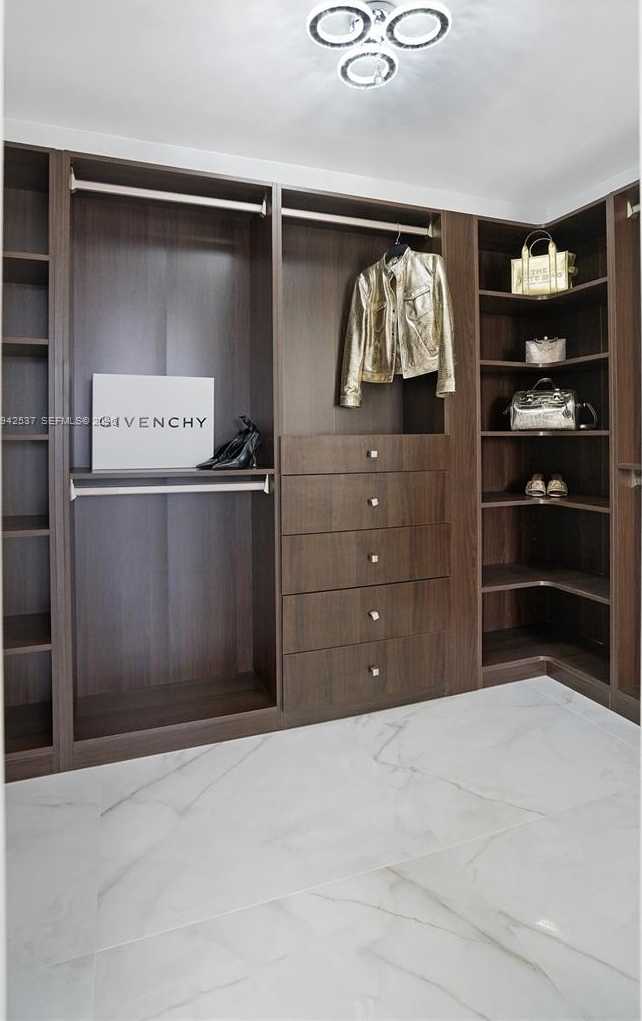 Small Image of 2017 SOUTH OCEAN DR #1206, Hallandale Beach Number 27