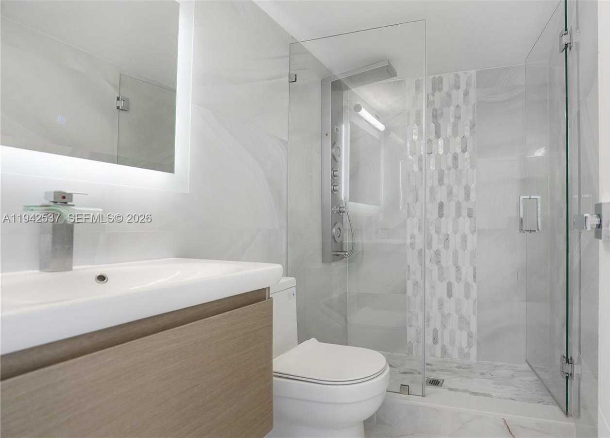 Small Image of 2017 SOUTH OCEAN DR #1206, Hallandale Beach Number 34