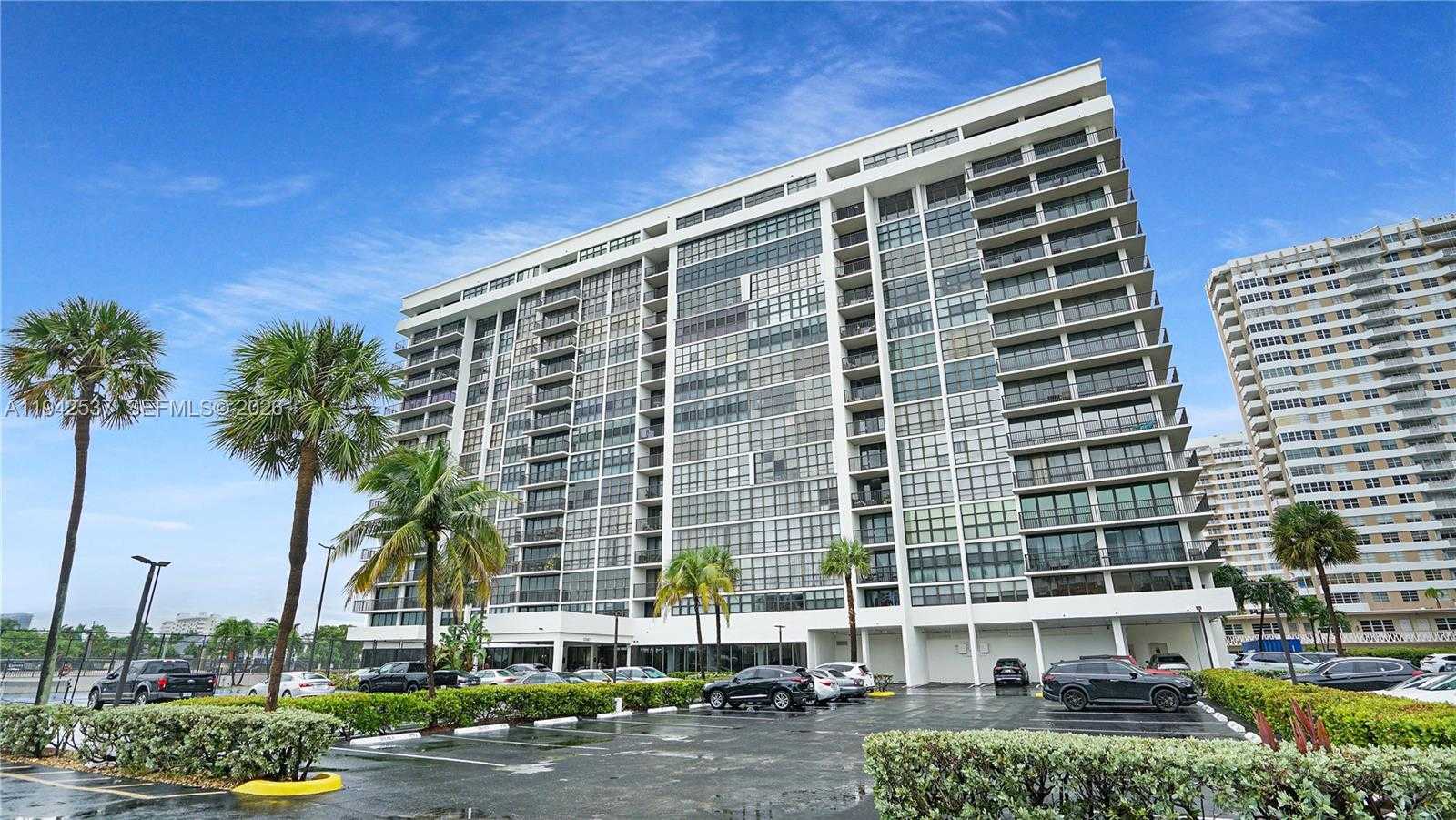 Small Image of 2017 SOUTH OCEAN DR #1206, Hallandale Beach Number 58