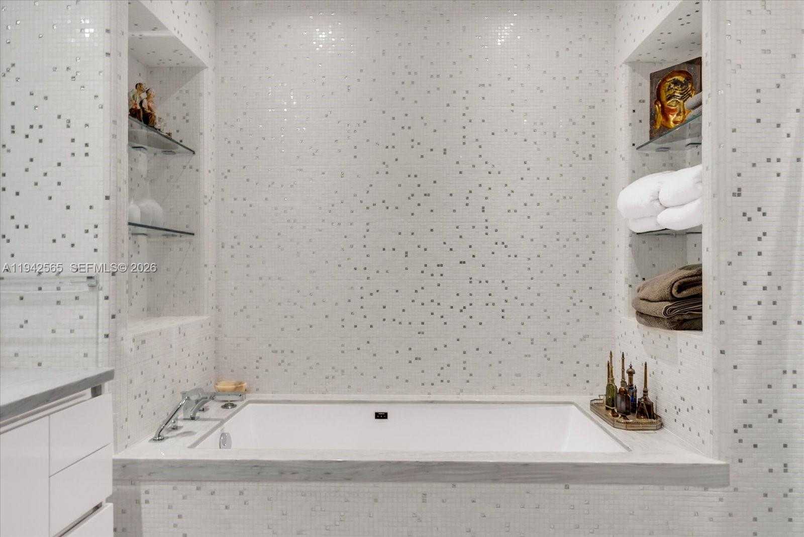 Small Image of 16901 COLLINS AVE #3803, Sunny Isles Beach Number 21