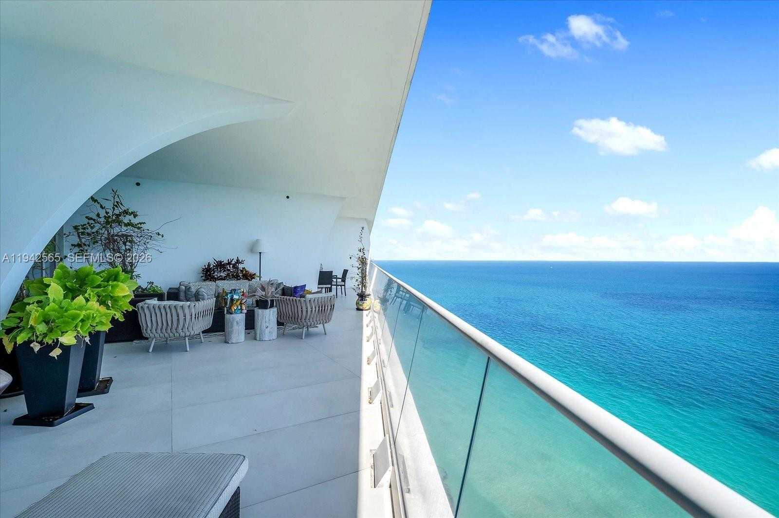 Small Image of 16901 COLLINS AVE #3803, Sunny Isles Beach Number 5