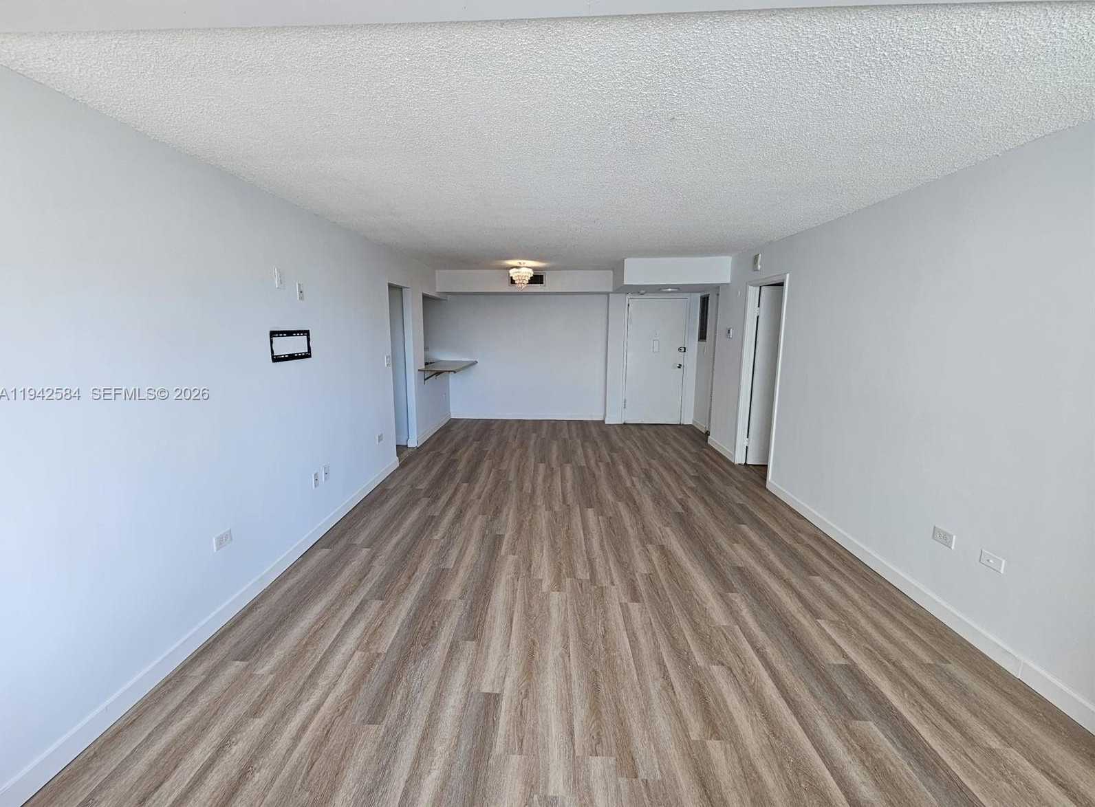 Small Image of 7135 COLLINS AVE #1011, Miami Beach Number 5