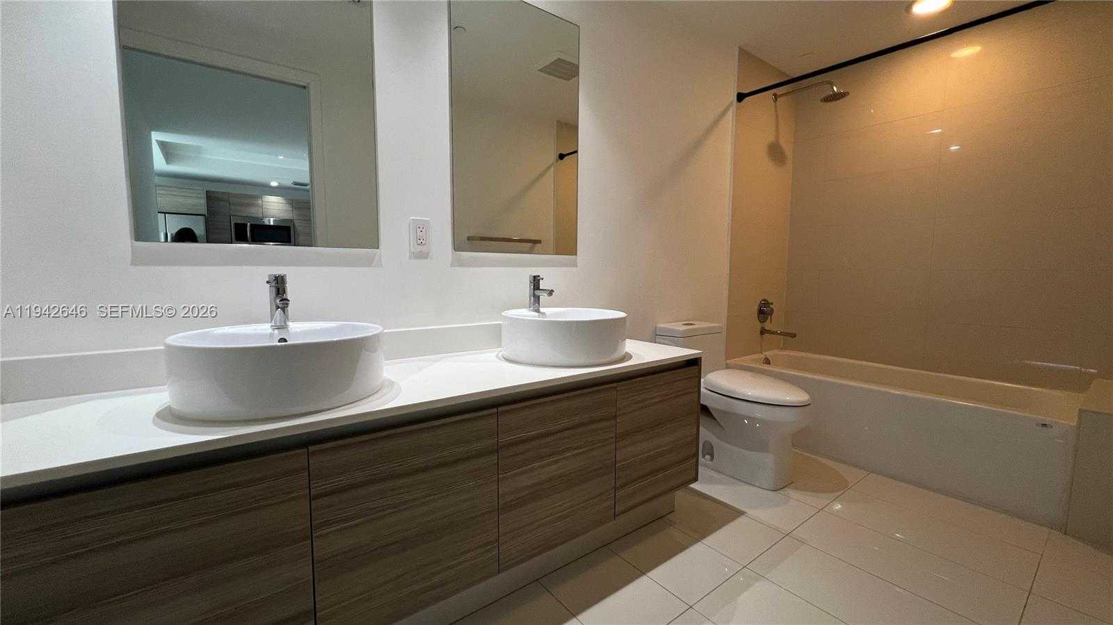 Small Image of 121 NORTH EAST 34TH ST #1103, Miami Number 15