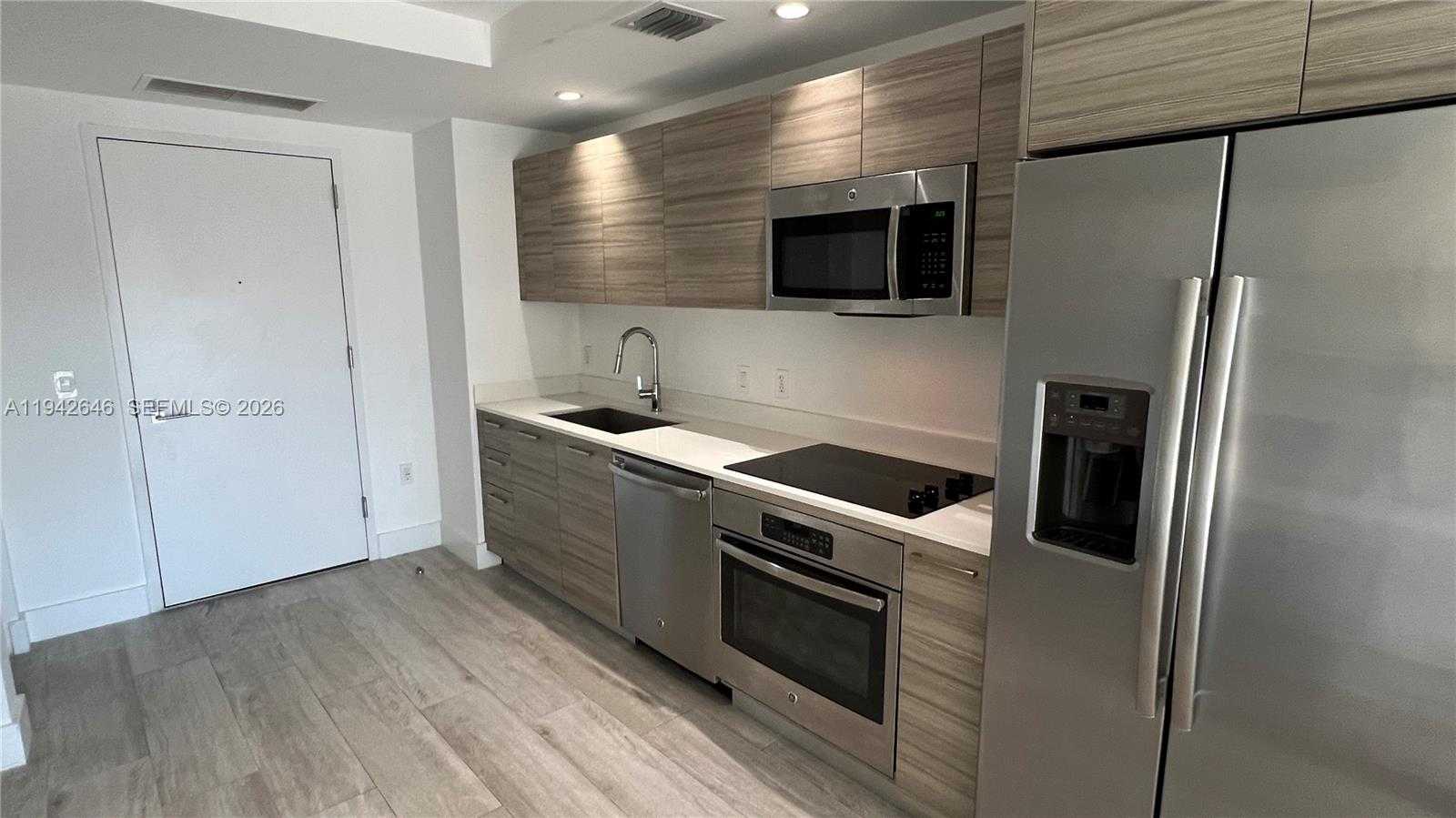 Small Image of 121 NORTH EAST 34TH ST #1103, Miami Number 5