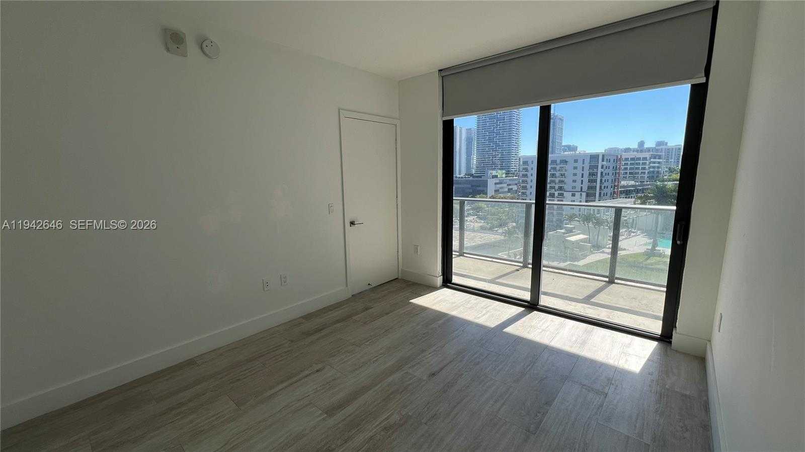 Small Image of 121 NORTH EAST 34TH ST #1103, Miami Number 8