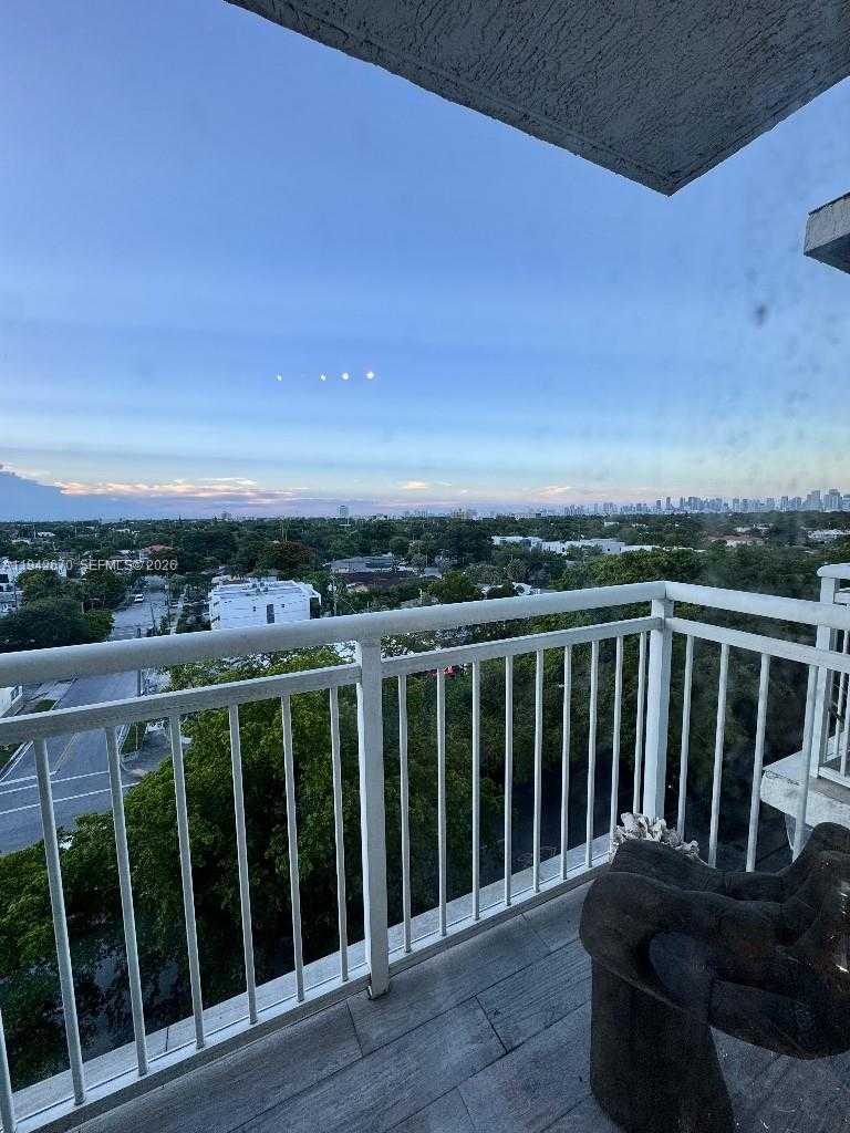 Small Image of 3000 CORAL WAY #703, Miami Number 13