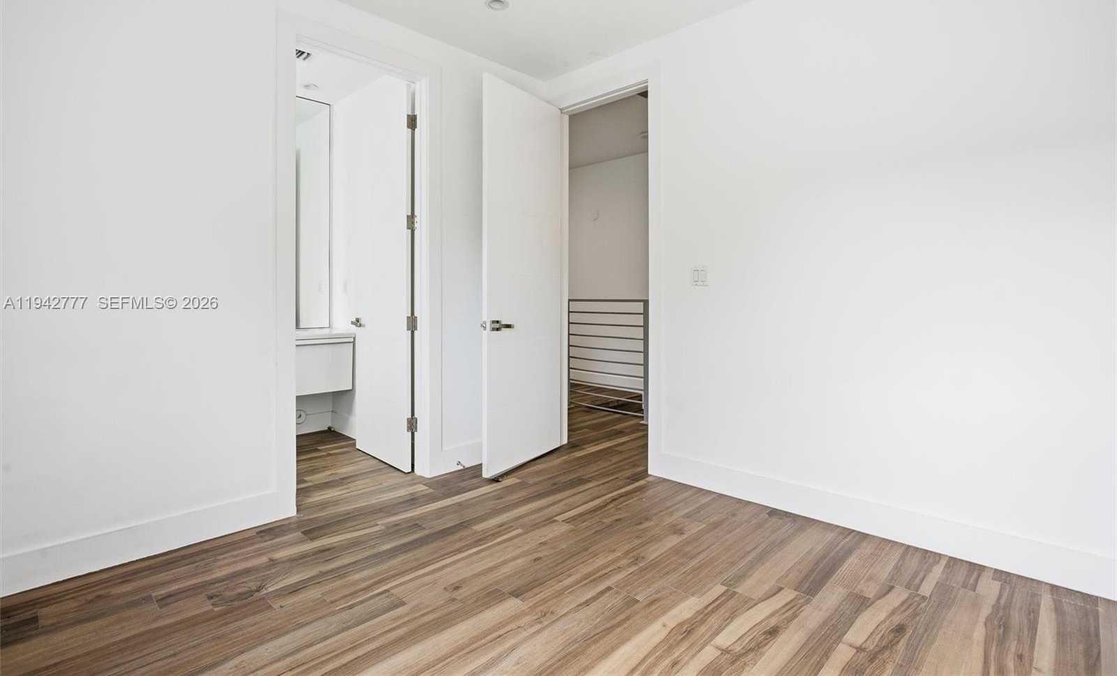 Small Image of 2852 SOUTH WEST 32ND CT #2852, Miami Number 32