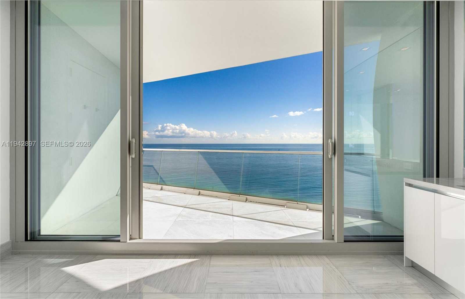 Small Image of 16901 COLLINS AVE #1605, Sunny Isles Beach Number 20