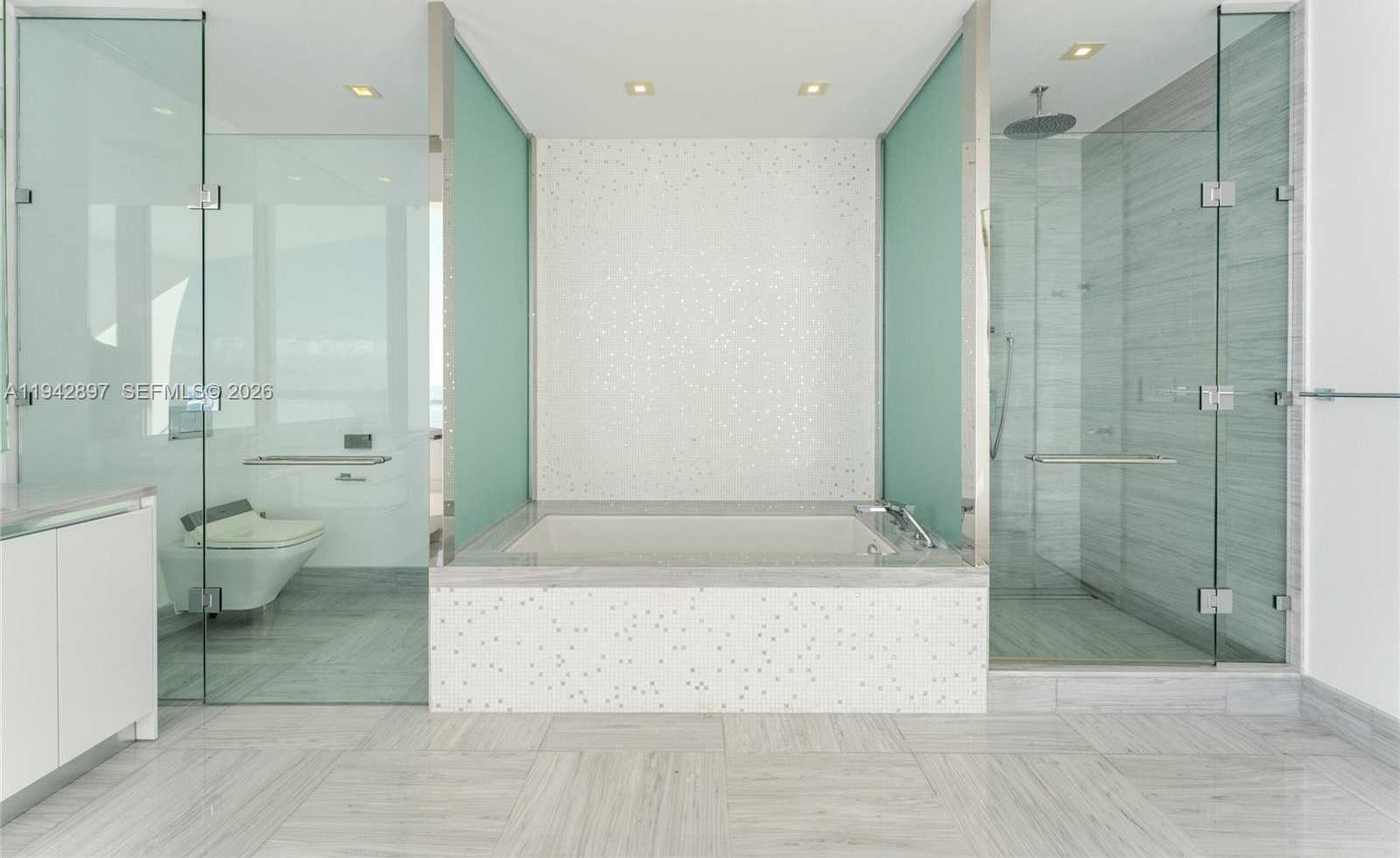 Small Image of 16901 COLLINS AVE #1605, Sunny Isles Beach Number 21