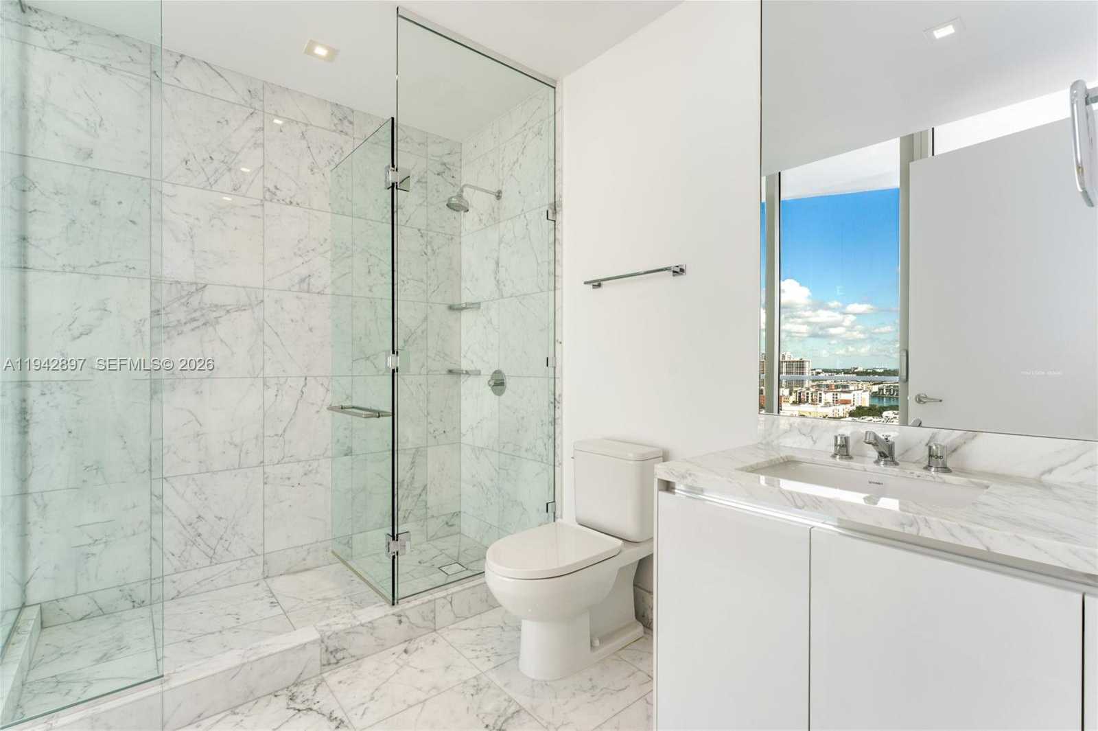 Small Image of 16901 COLLINS AVE #1605, Sunny Isles Beach Number 23