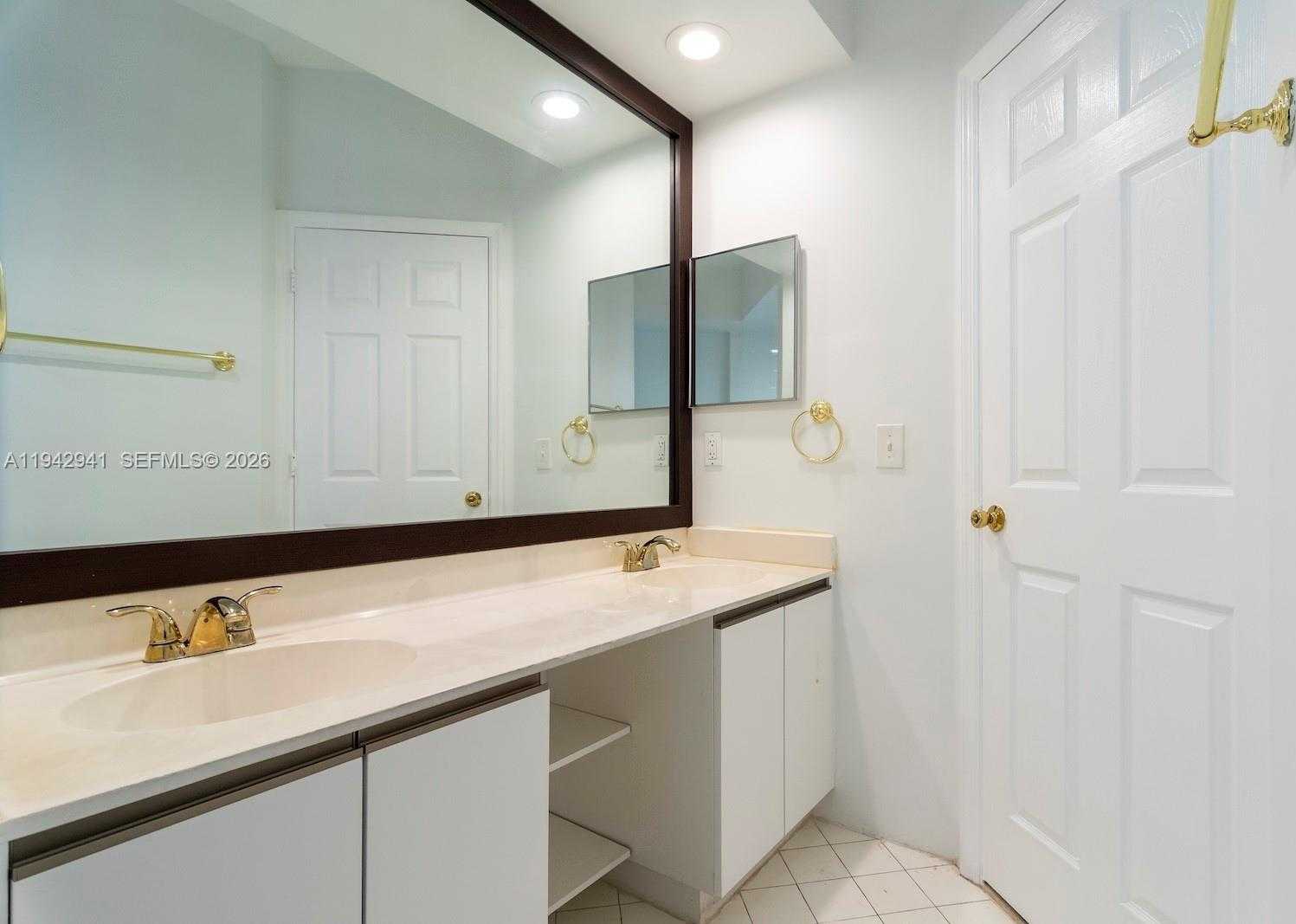 Small Image of 3215 NORTH EAST 184TH ST #14301, Aventura Number 19