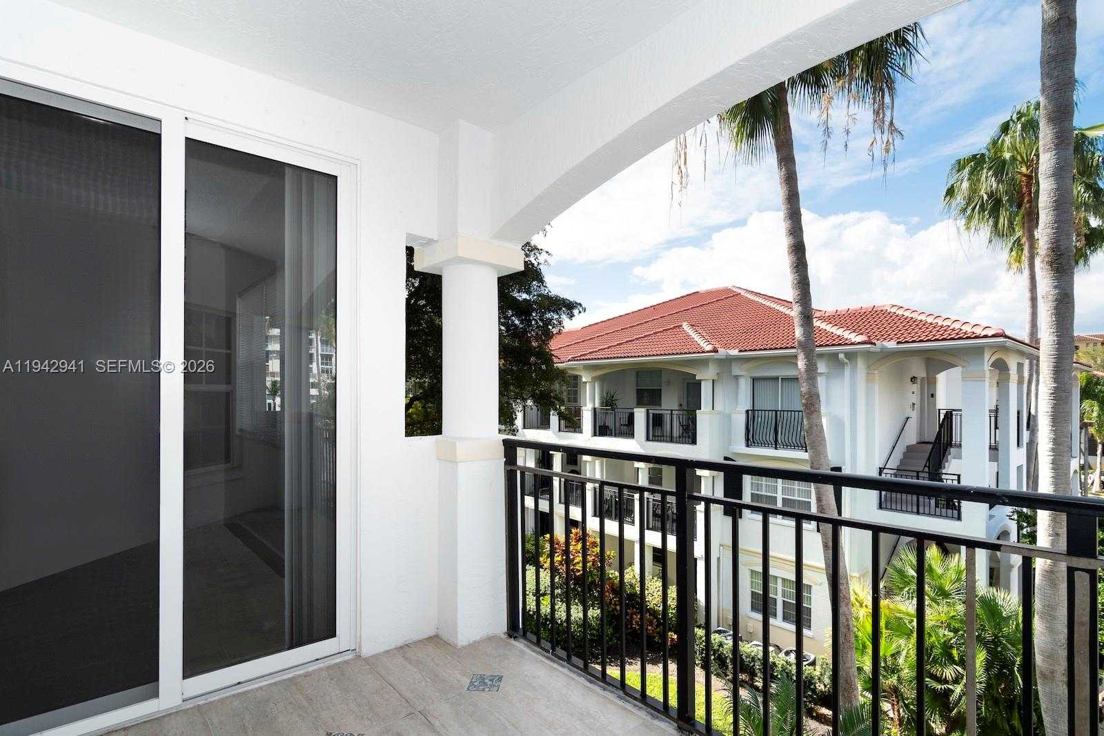 Small Image of 3215 NORTH EAST 184TH ST #14301, Aventura Number 32