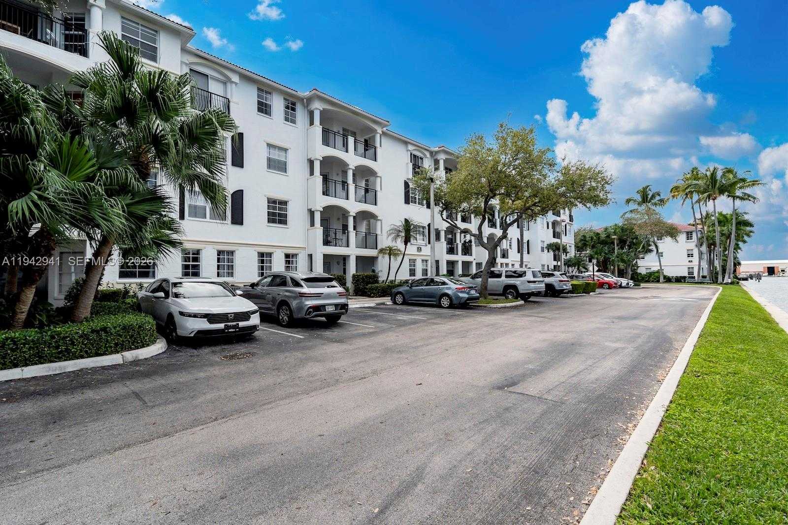 Small Image of 3215 NORTH EAST 184TH ST #14301, Aventura Number 40