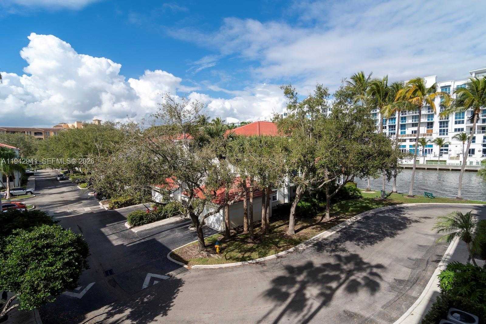 Small Image of 3215 NORTH EAST 184TH ST #14301, Aventura Number 42