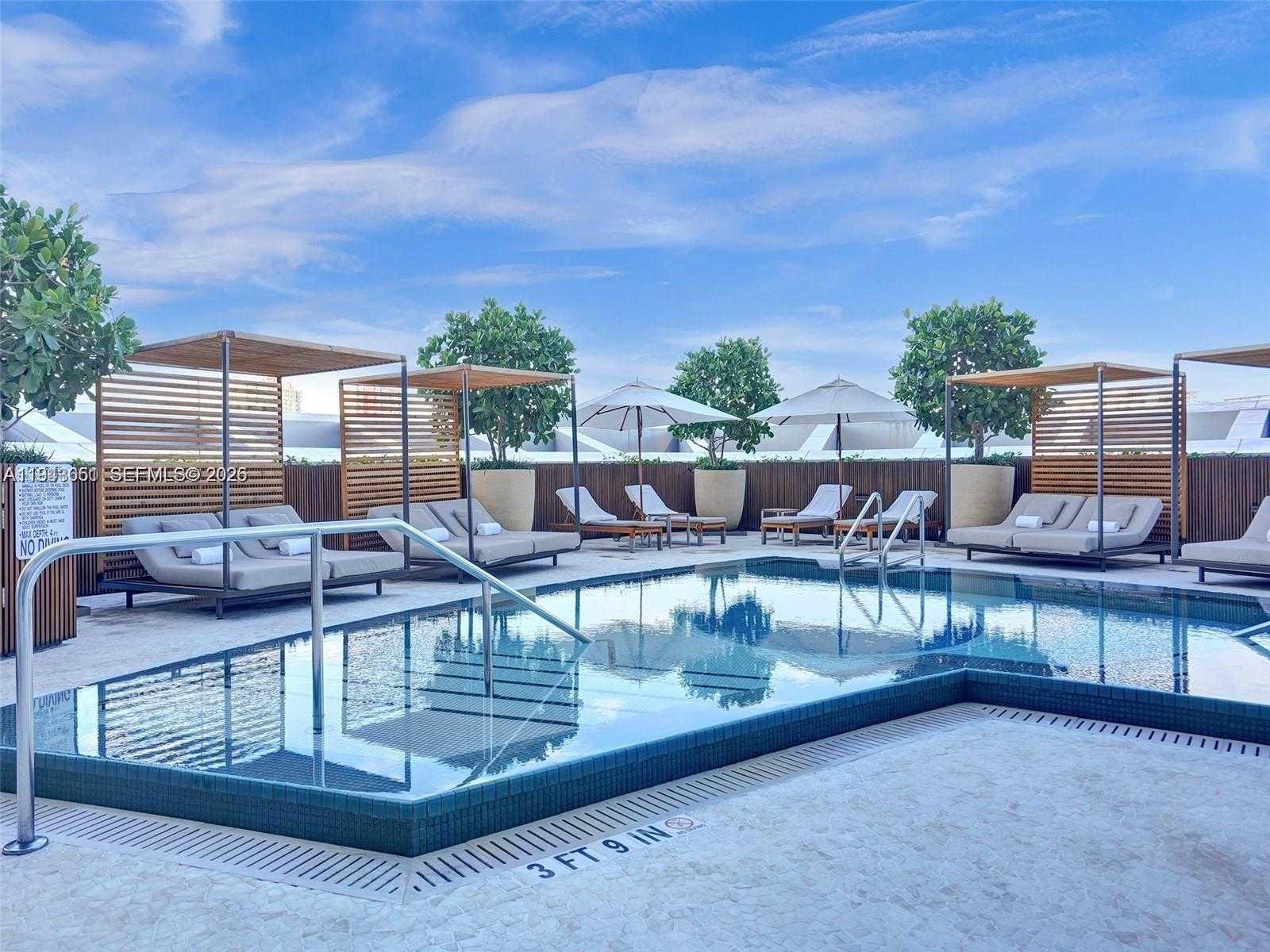 Small Image of 17001 COLLINS AVE #1407, Sunny Isles Beach Number 23