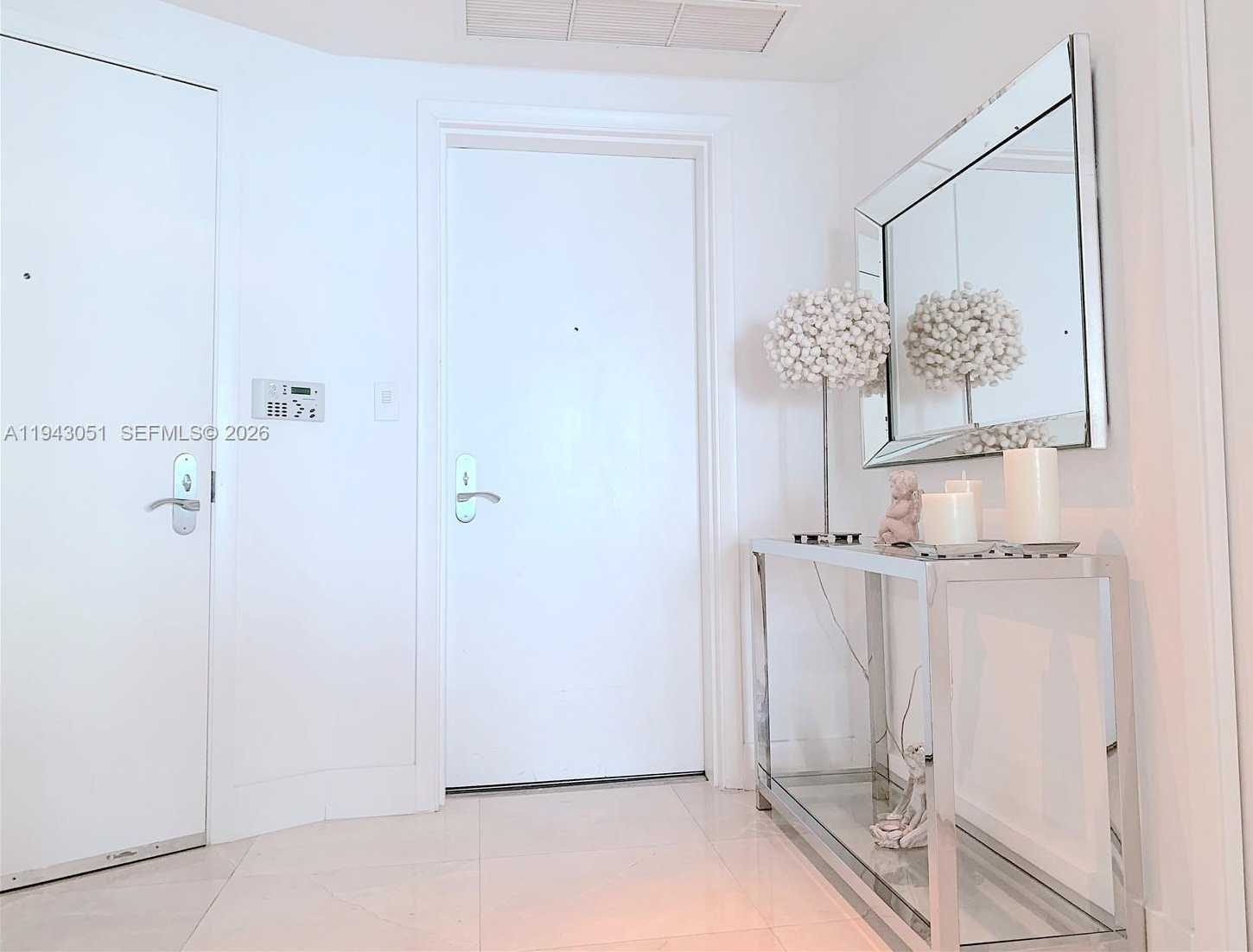 Small Image of 17001 COLLINS AVE #1407, Sunny Isles Beach Number 6