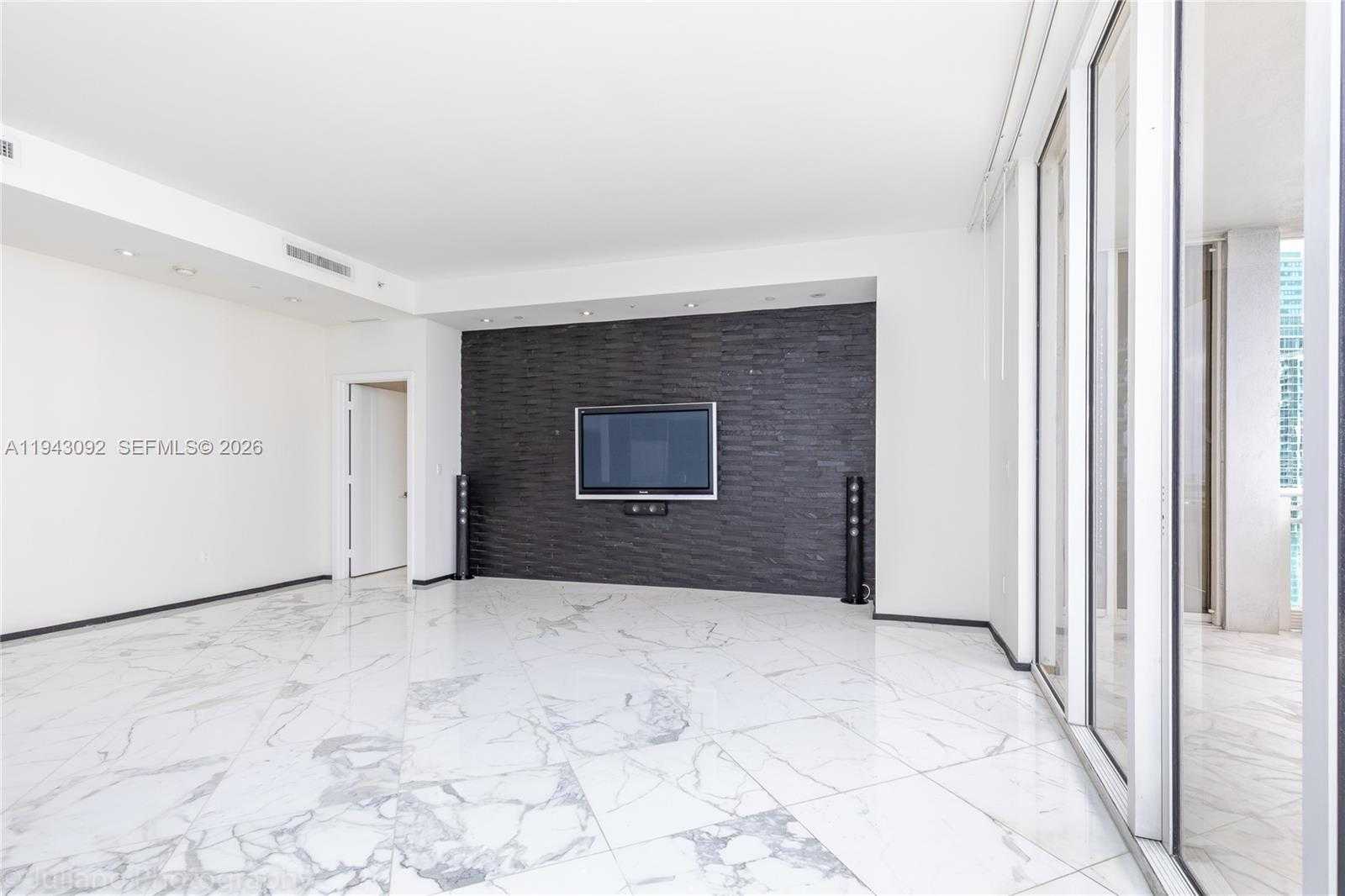 Small Image of 901 BRICKELL KEY BLVD #3407, Miami Number 4