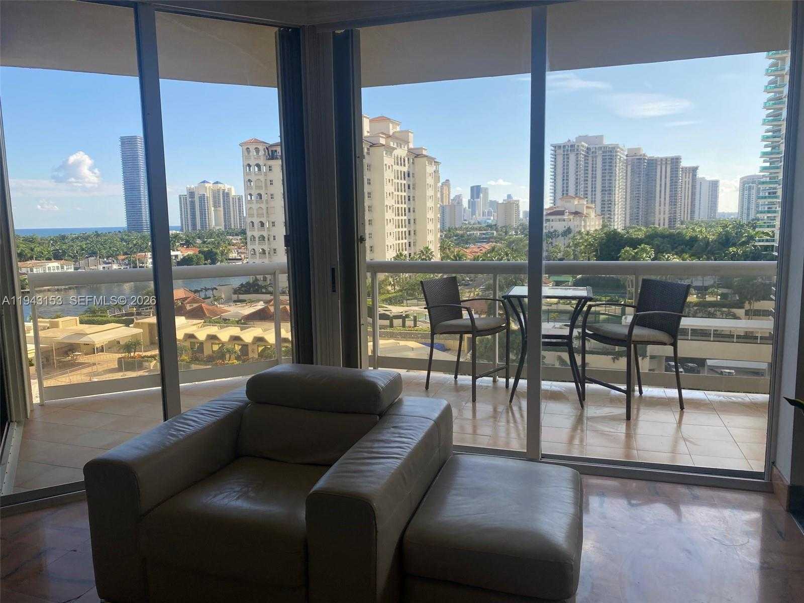 Small Image of 20191 EAST COUNTRY CLUB DR #911, Aventura Number 19
