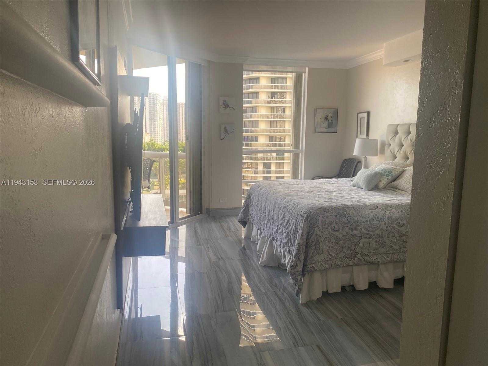 Small Image of 20191 EAST COUNTRY CLUB DR #911, Aventura Number 30