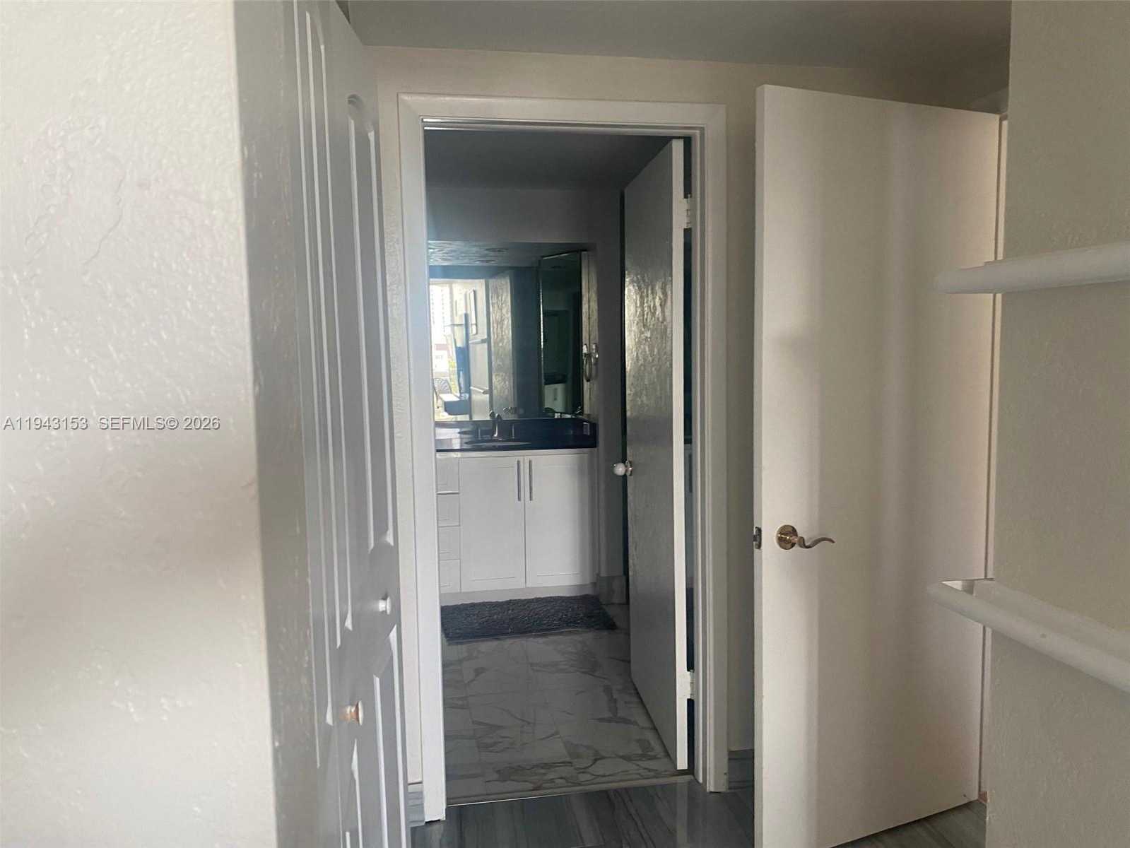 Small Image of 20191 EAST COUNTRY CLUB DR #911, Aventura Number 32