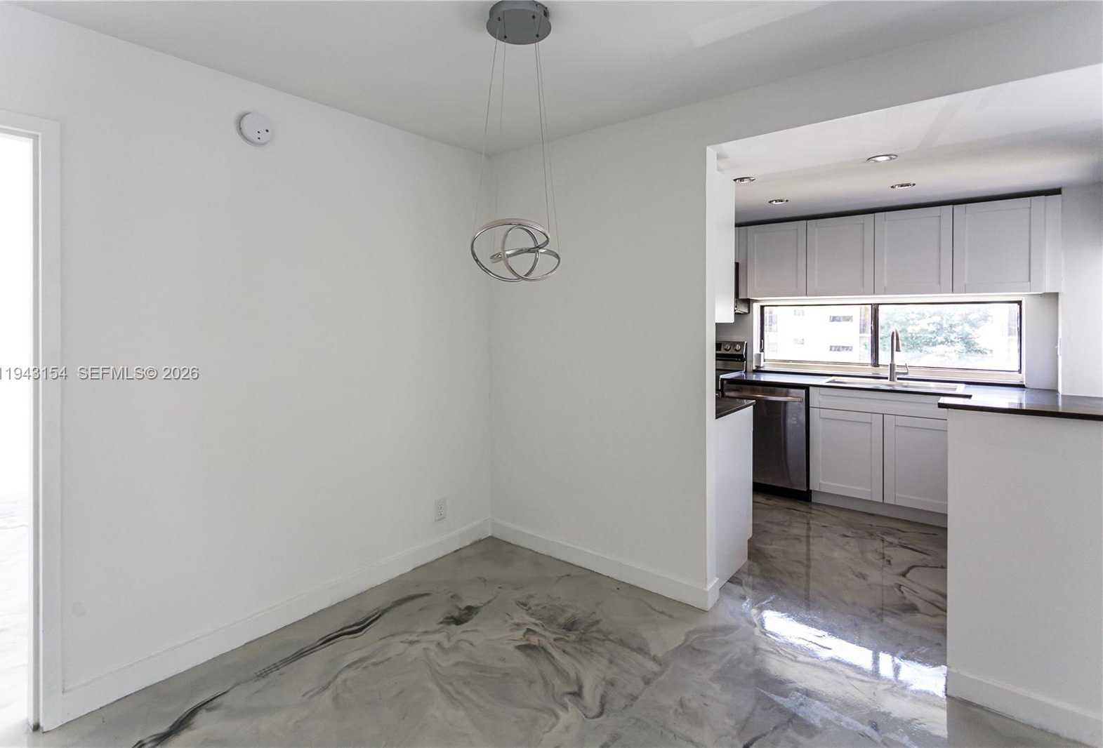 Small Image of Sunny Isles Beach Number 14