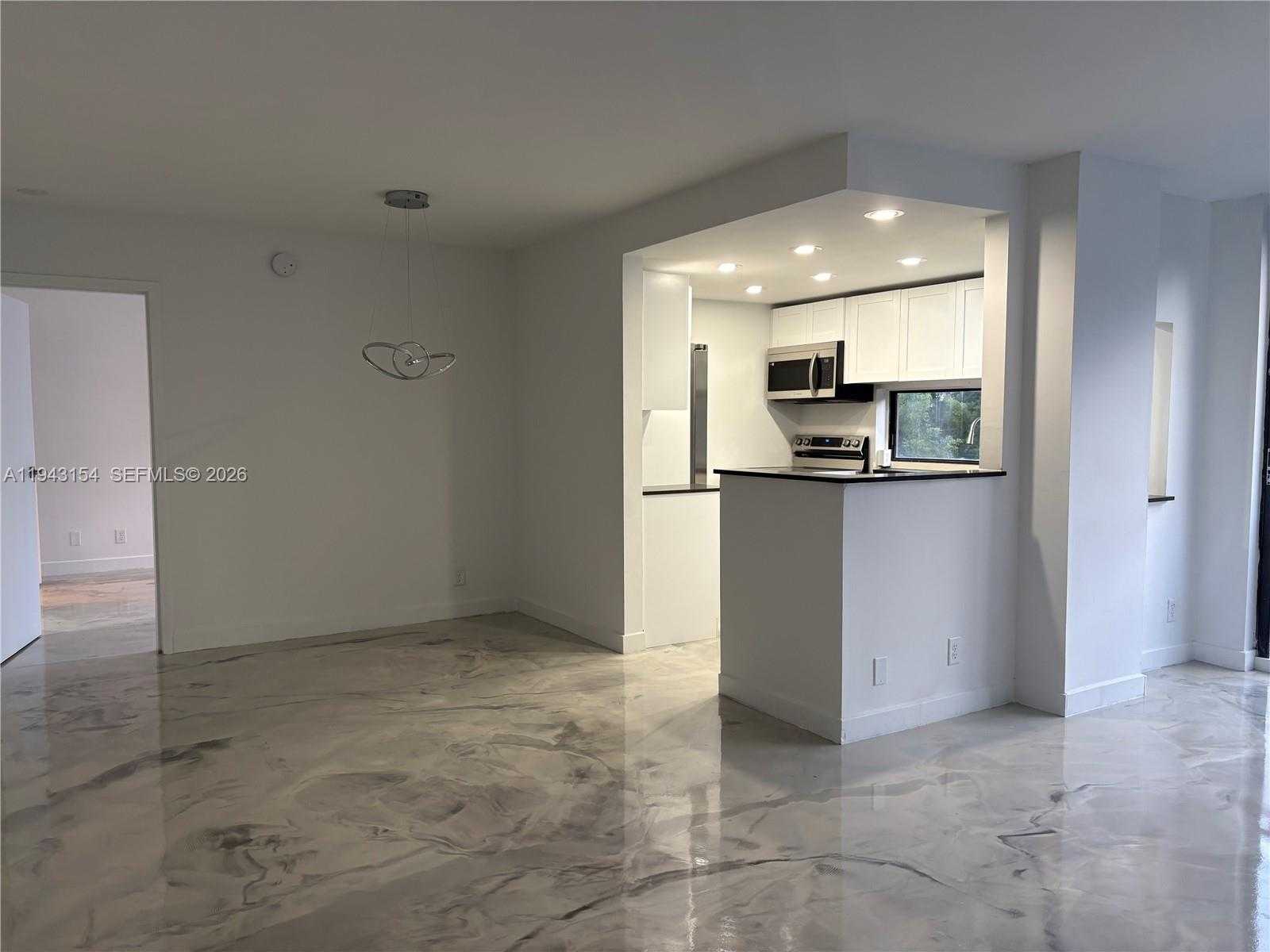 Small Image of Sunny Isles Beach Number 15