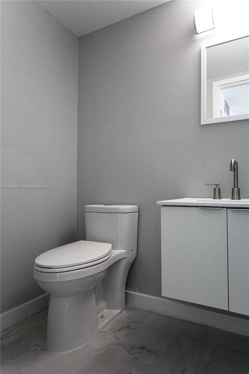 Small Image of Sunny Isles Beach Number 36