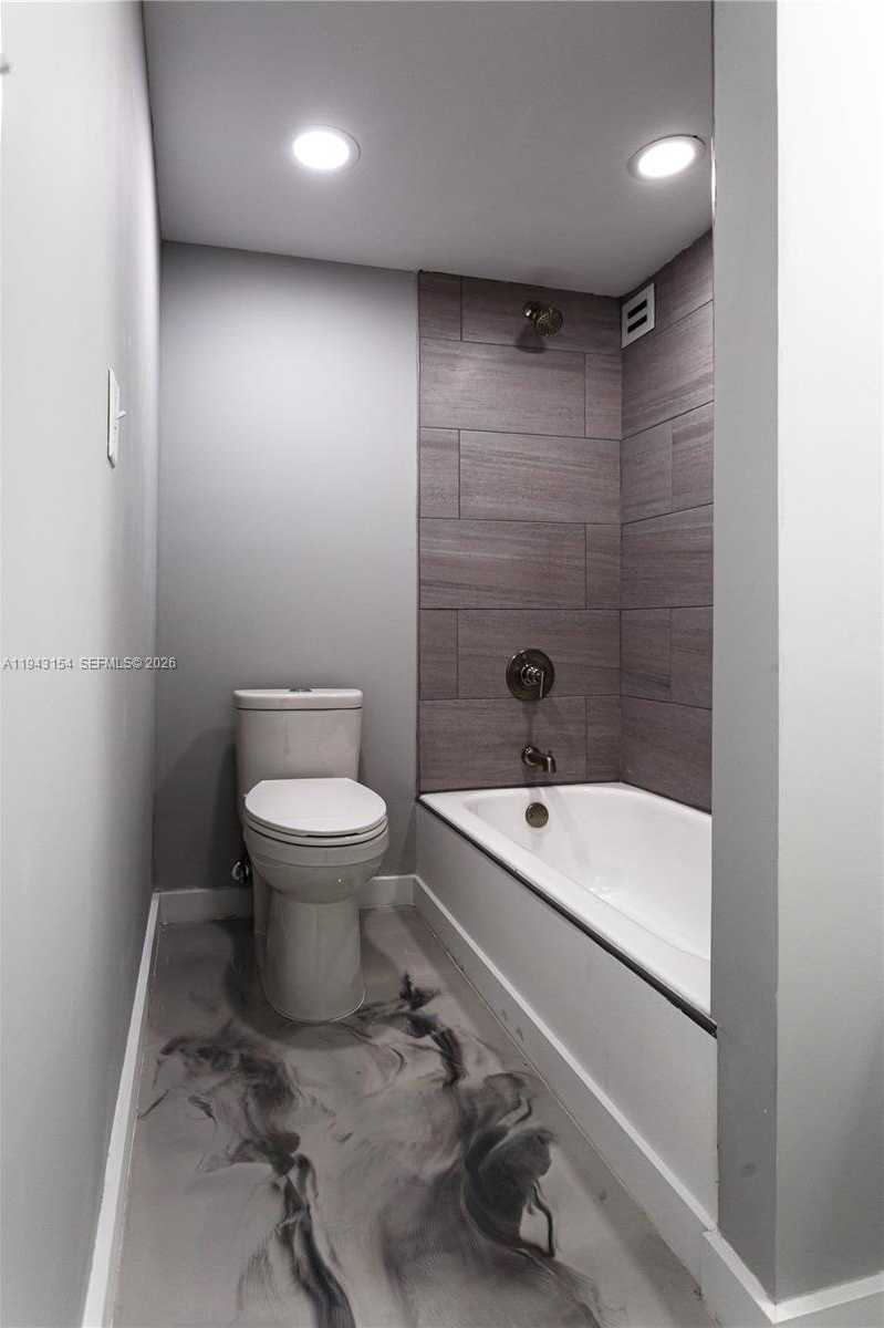 Small Image of Sunny Isles Beach Number 51