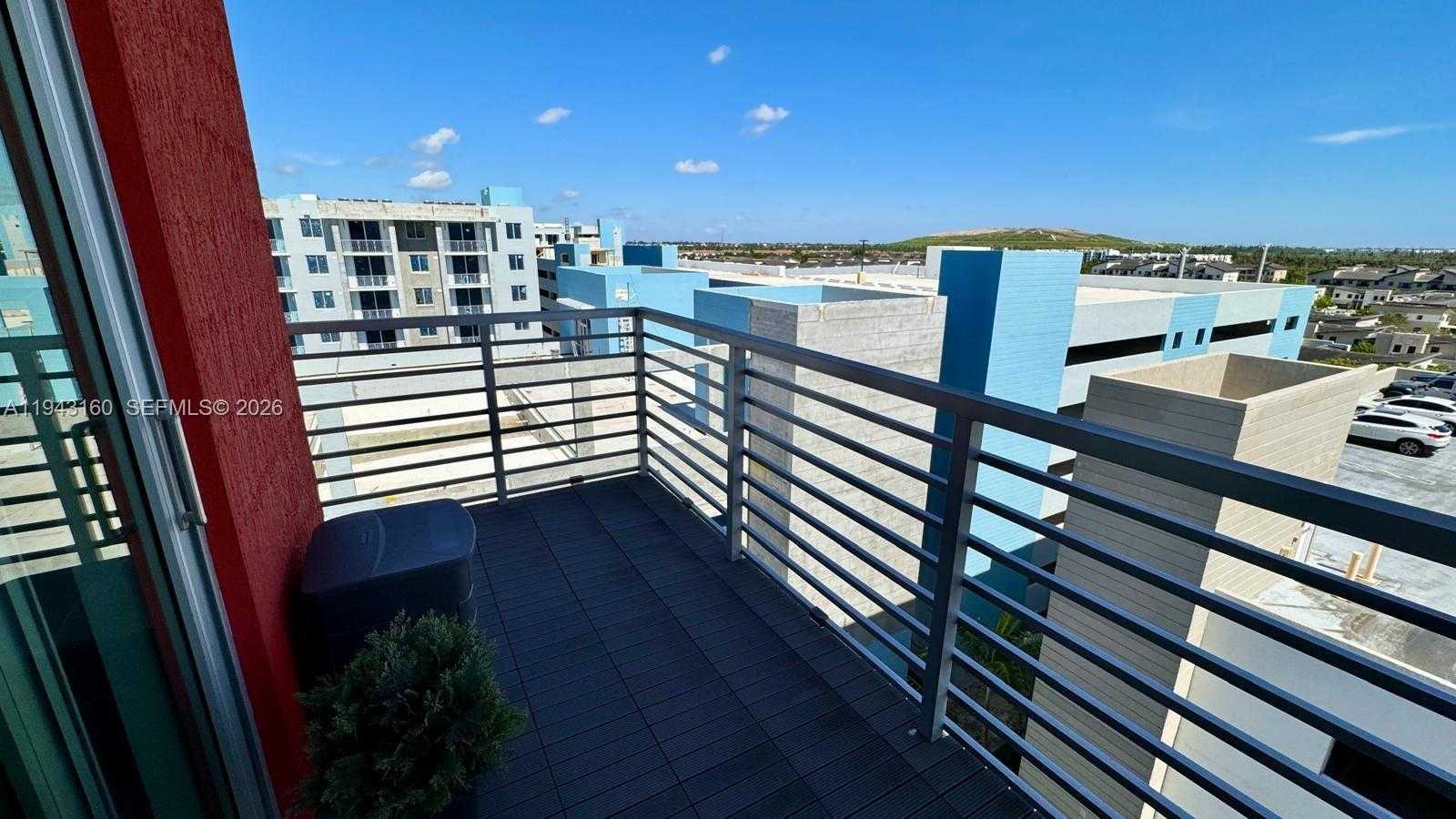 Small Image of 7875 NORTH WEST 107TH AVE #812, Doral Number 13