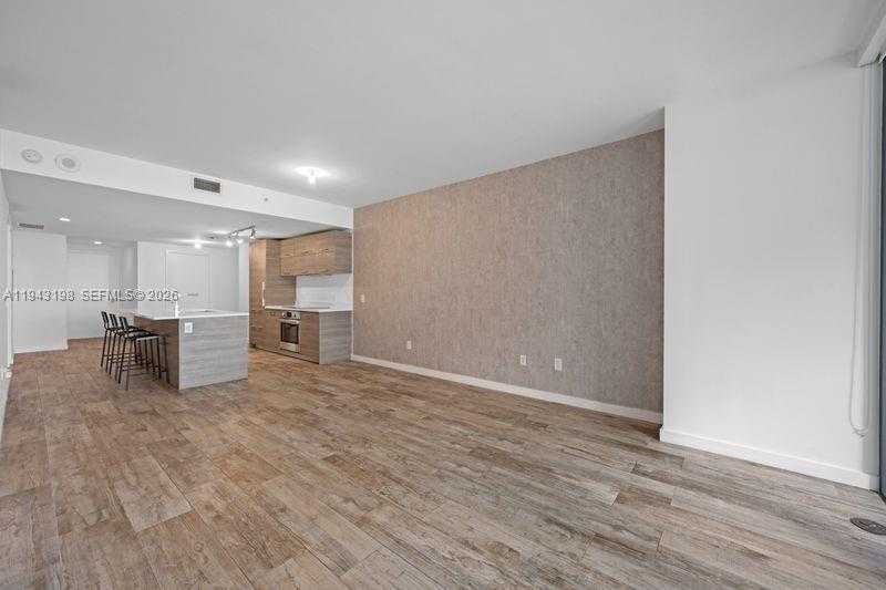 Small Image of 650 NORTH EAST 32ND ST #602, Miami Number 7