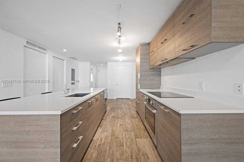 Small Image of 650 NORTH EAST 32ND ST #602, Miami Number 9