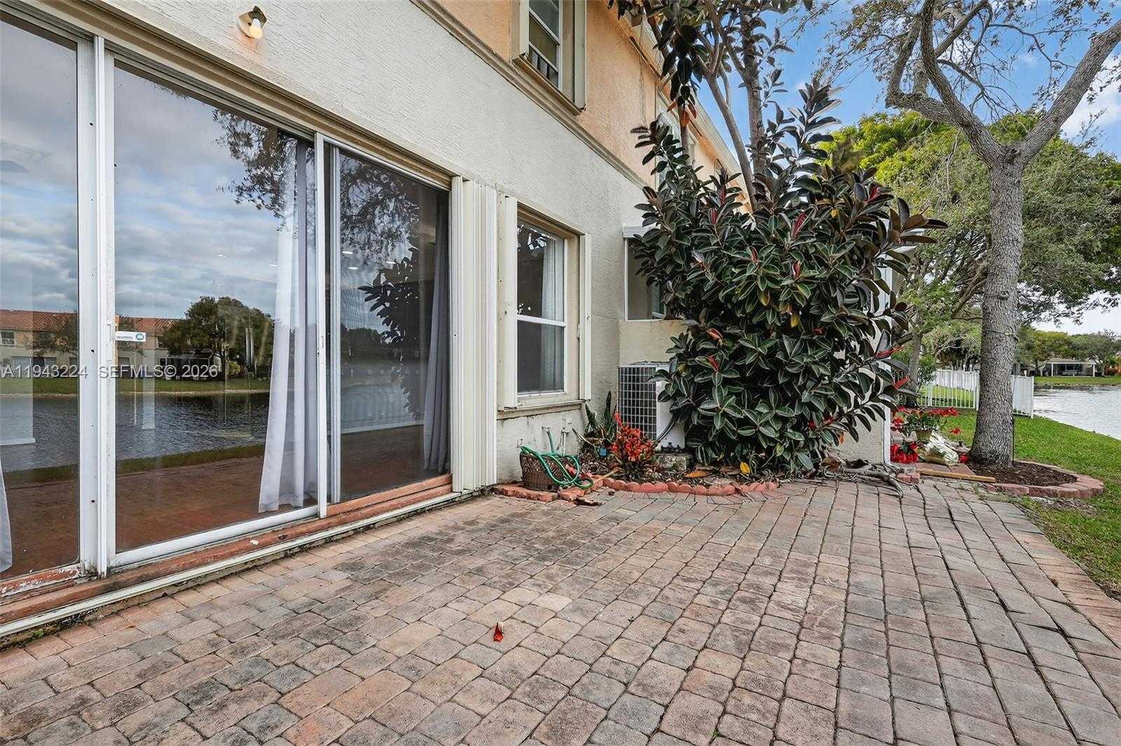 Small Image of 16309 SOUTH WEST 48TH ST, Miramar Number 52