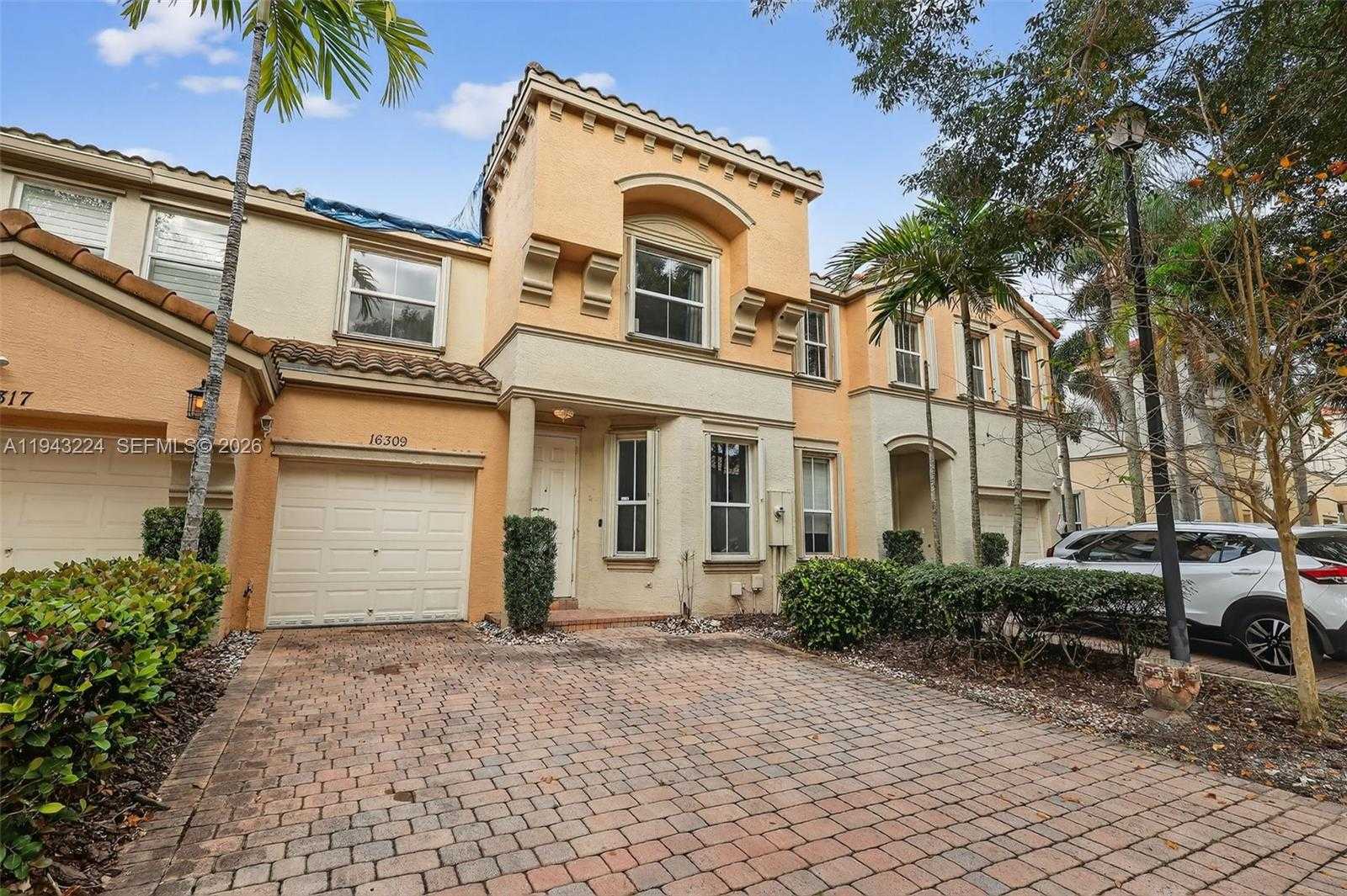 Small Image of 16309 SOUTH WEST 48TH ST, Miramar Number 8