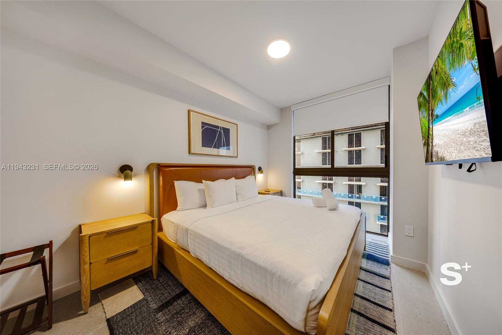 Small Image of 11 NORTH EAST 6TH ST #2307, Miami Number 12