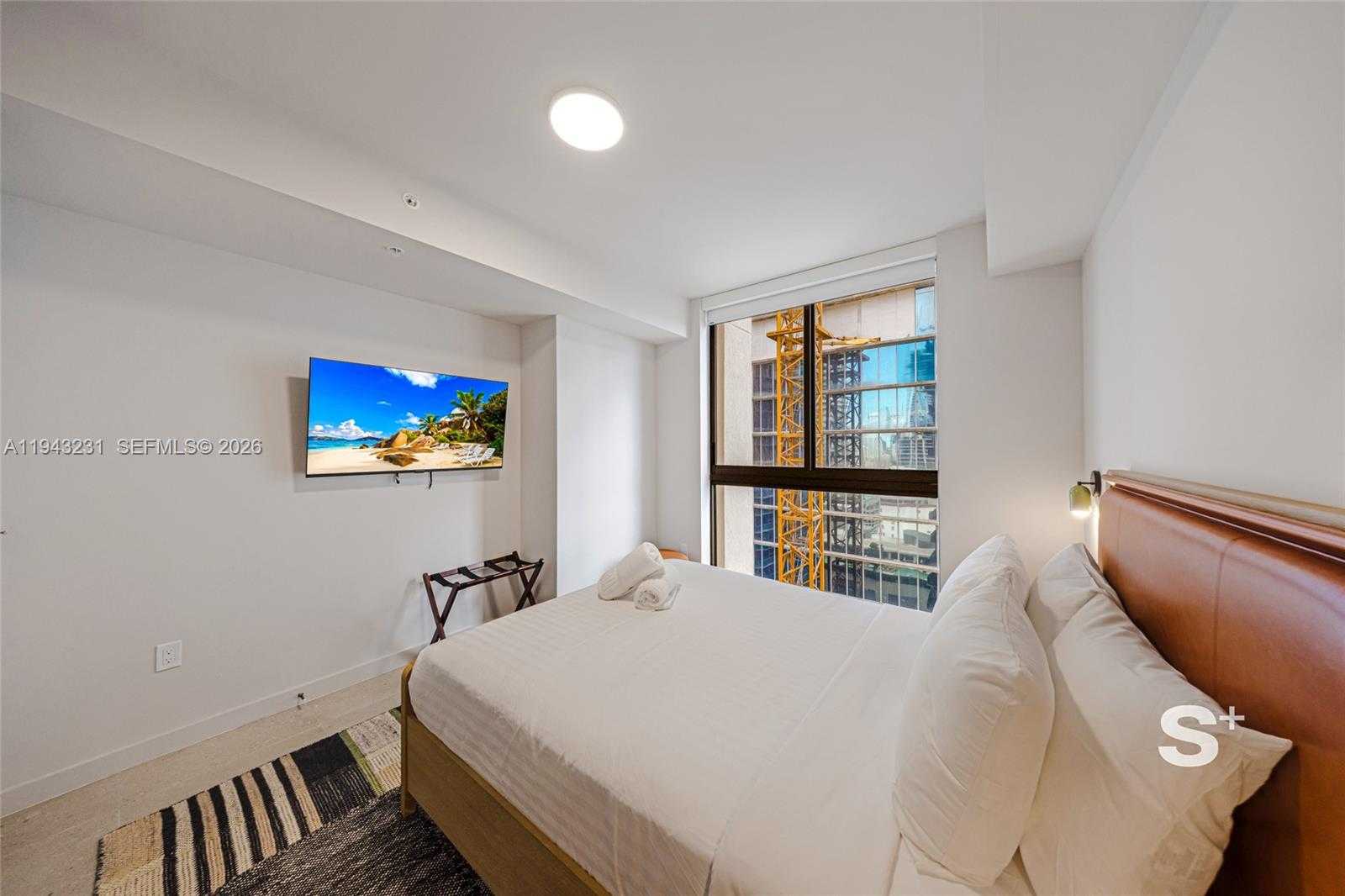 Small Image of 11 NORTH EAST 6TH ST #2307, Miami Number 16