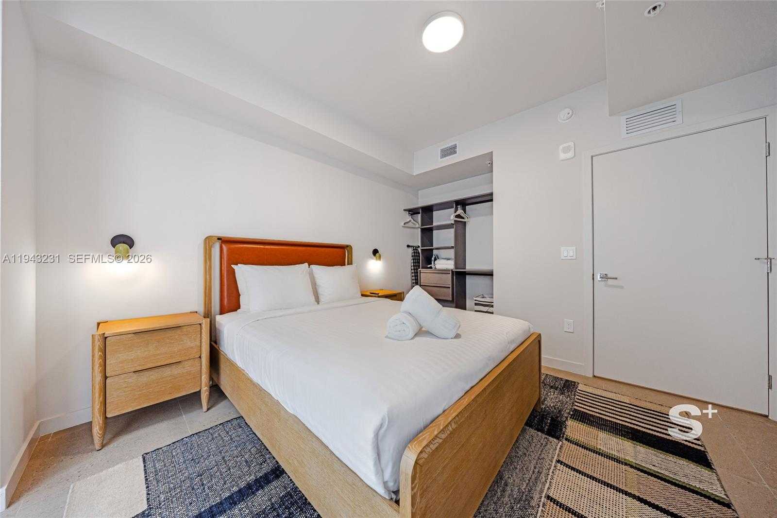 Small Image of 11 NORTH EAST 6TH ST #2307, Miami Number 18