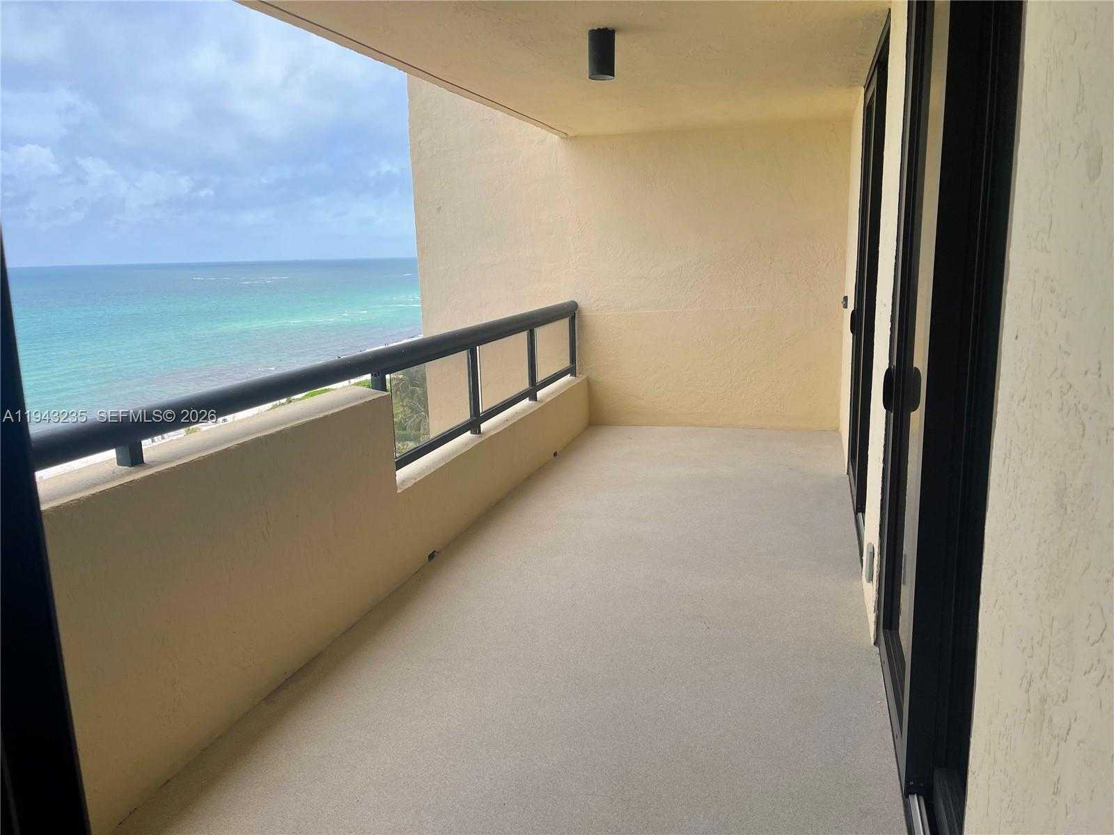 Small Image of 2555 COLLINS AVE #1409, Miami Beach Number 15