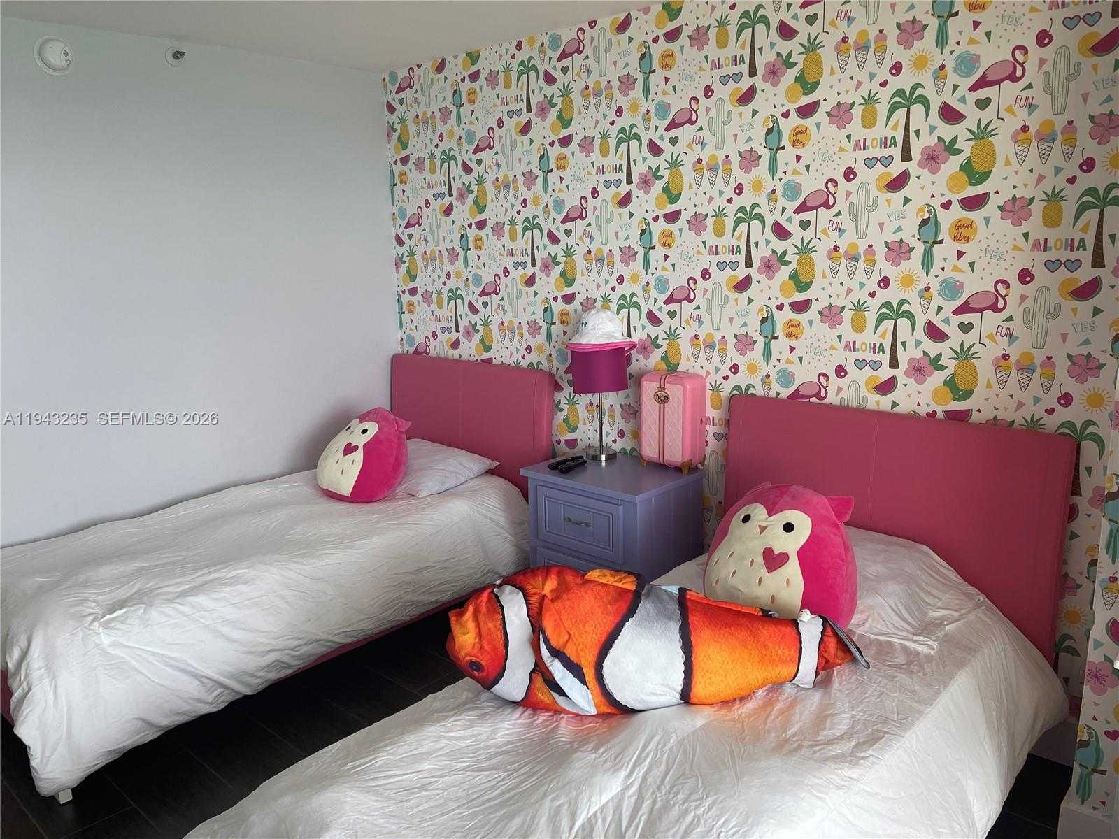 Small Image of 2555 COLLINS AVE #1409, Miami Beach Number 22