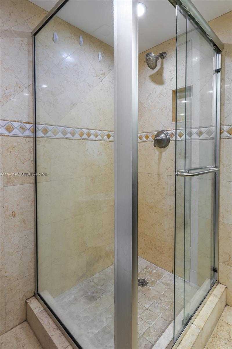 Small Image of 2841 NORTH EAST 163RD ST #1002, North Miami Beach Number 19