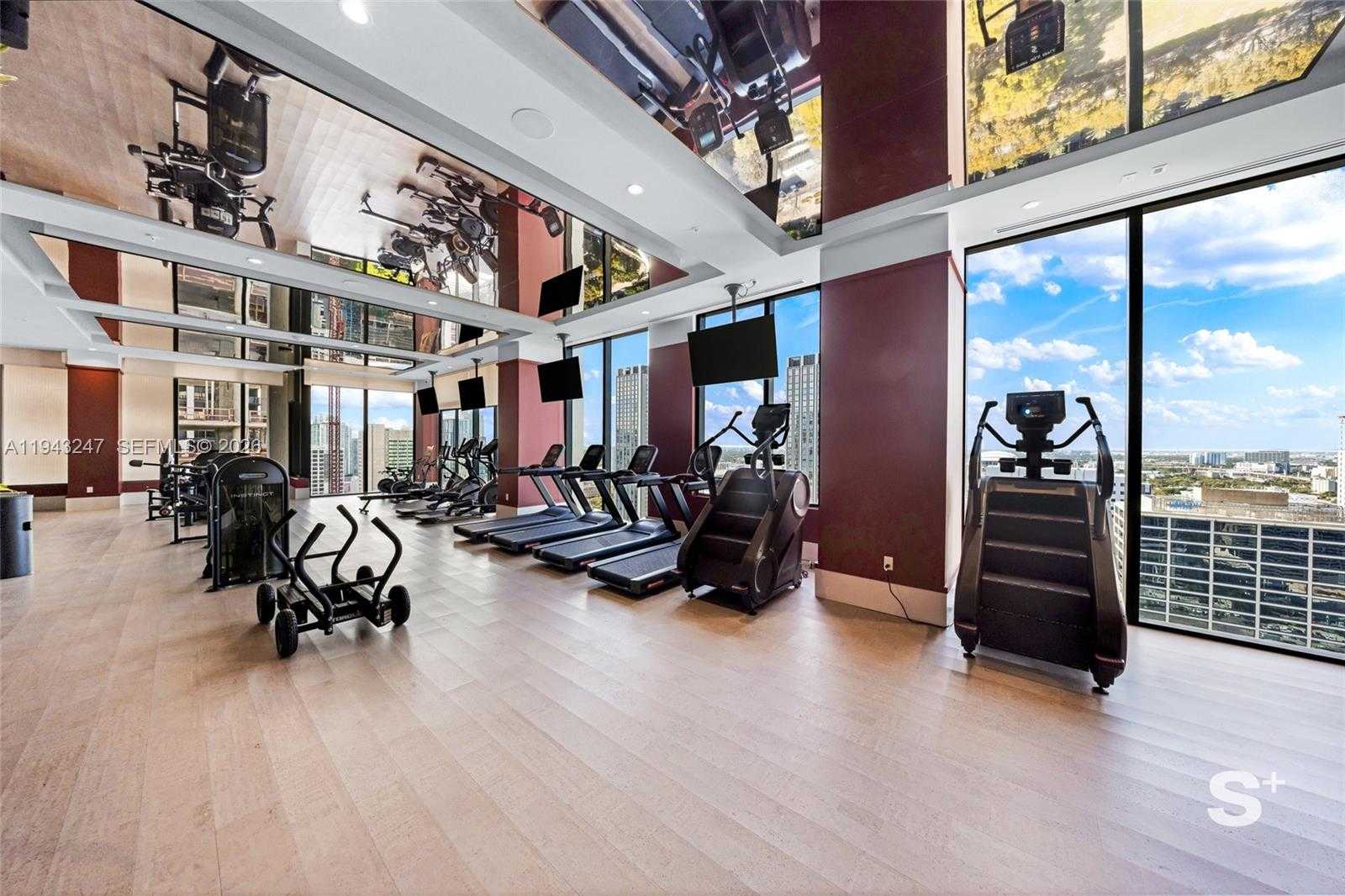 Small Image of 11 NORTH EAST 6TH ST #2903, Miami Number 43