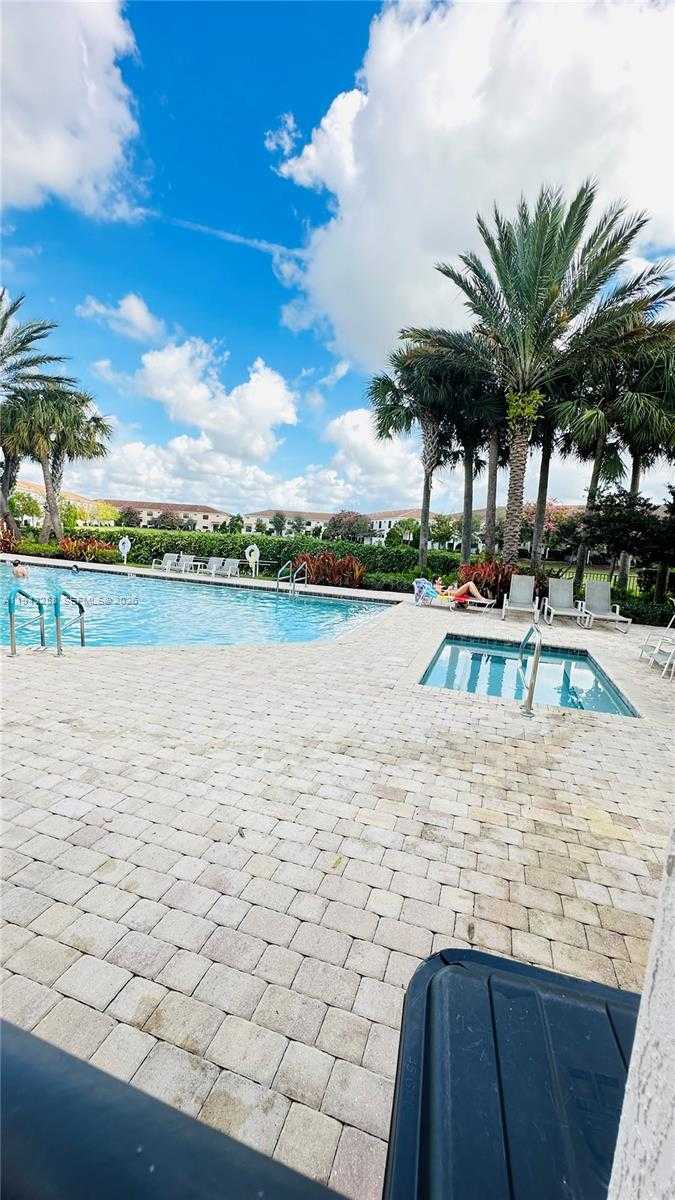 Small Image of 10105 BRICKHILL DR, Boca Raton Number 10