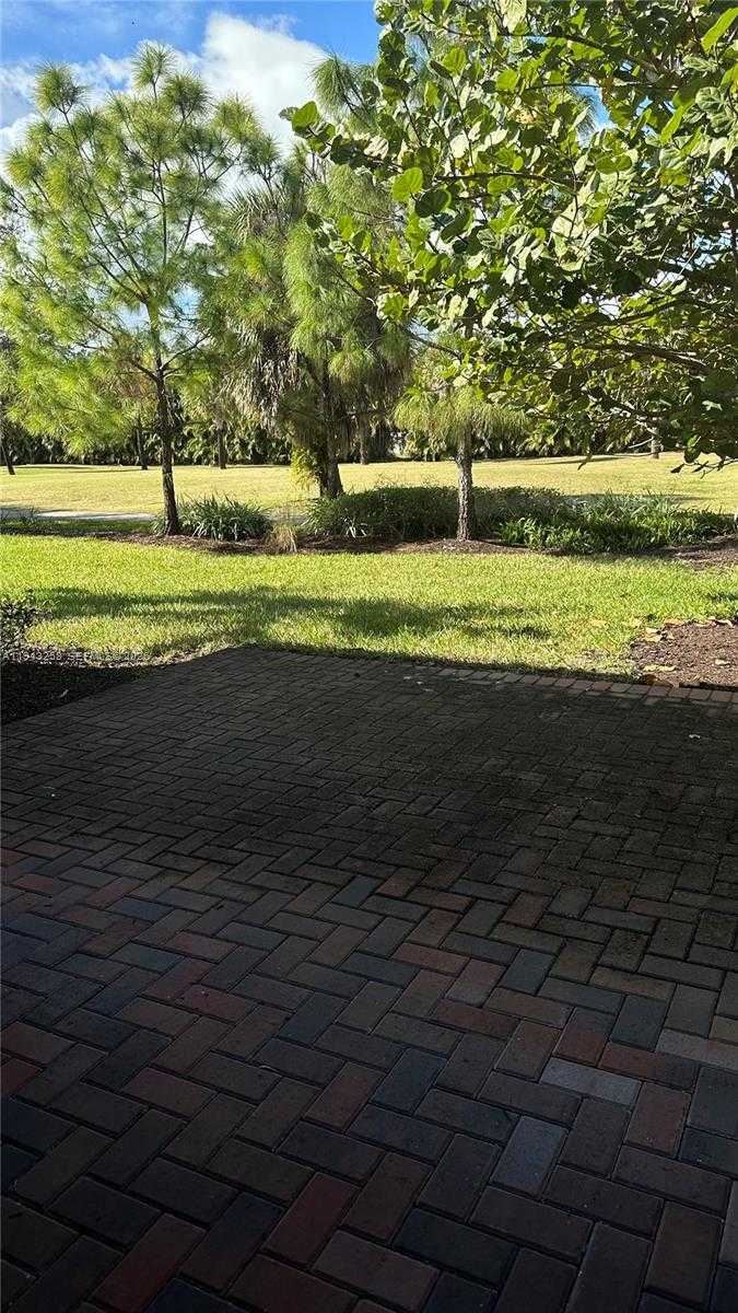 Small Image of 10105 BRICKHILL DR, Boca Raton Number 15