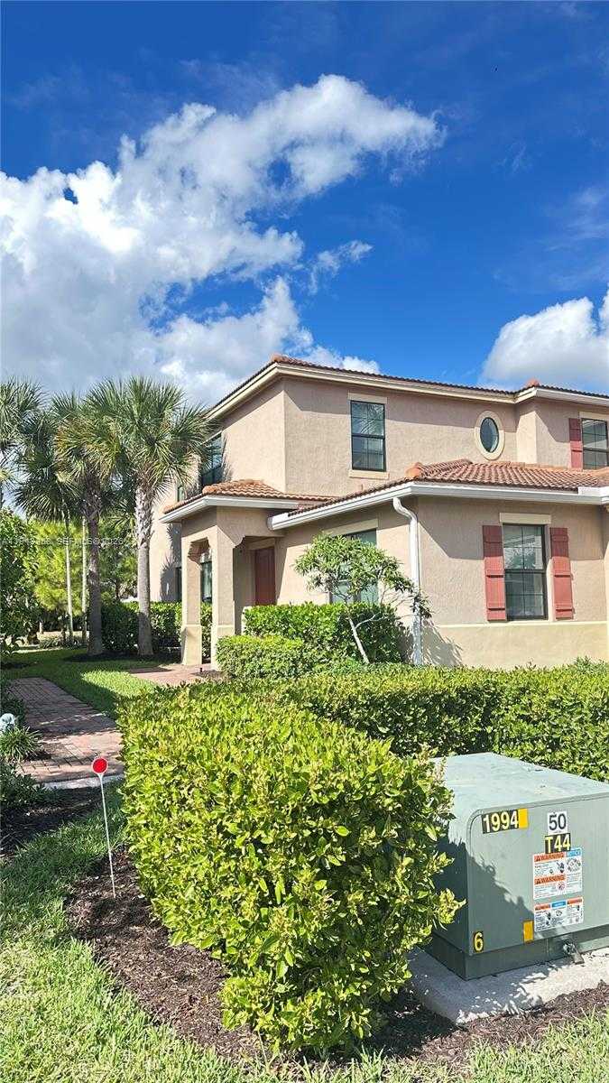 Small Image of 10105 BRICKHILL DR, Boca Raton Number 18
