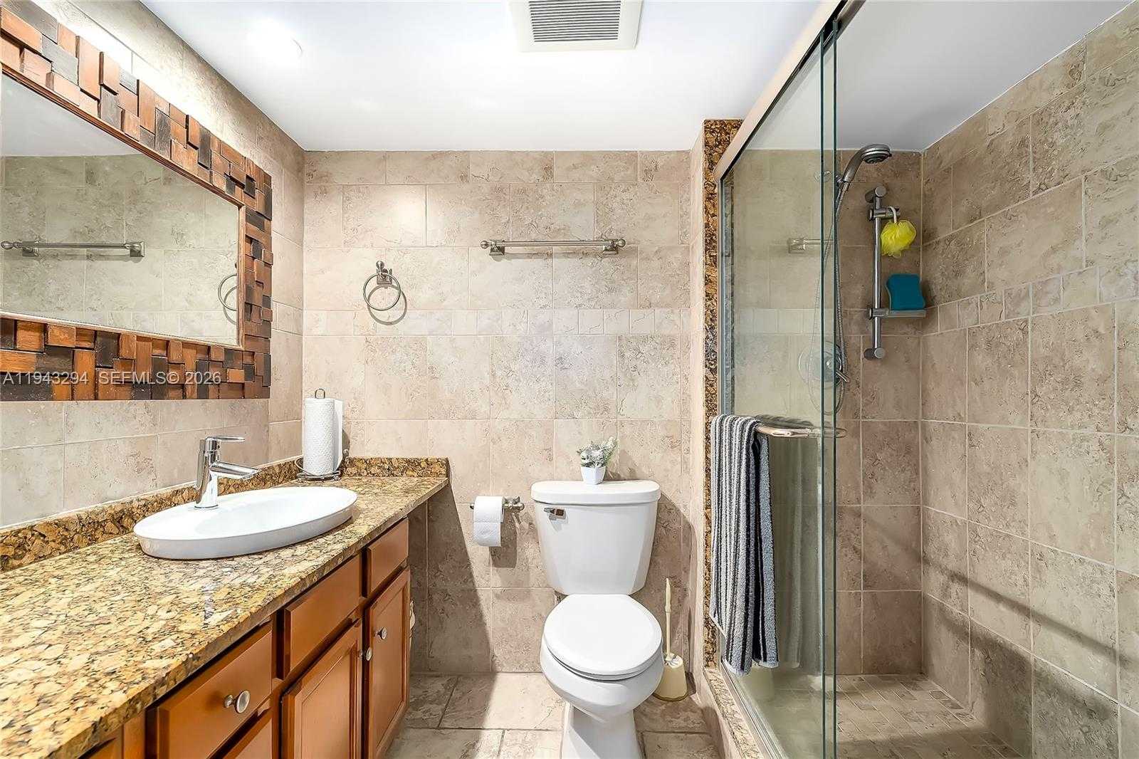 Small Image of 230 174TH ST #1520, Sunny Isles Beach Number 5