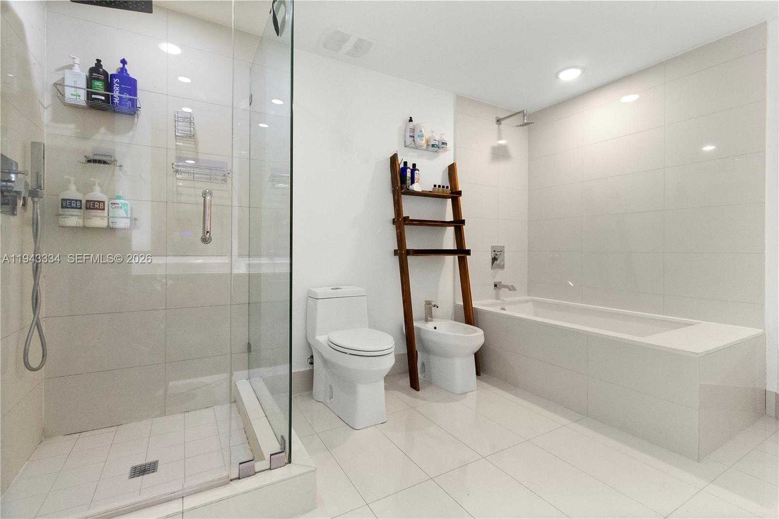 Small Image of 1300 SOUTH MIAMI AVE #2001, Miami Number 19