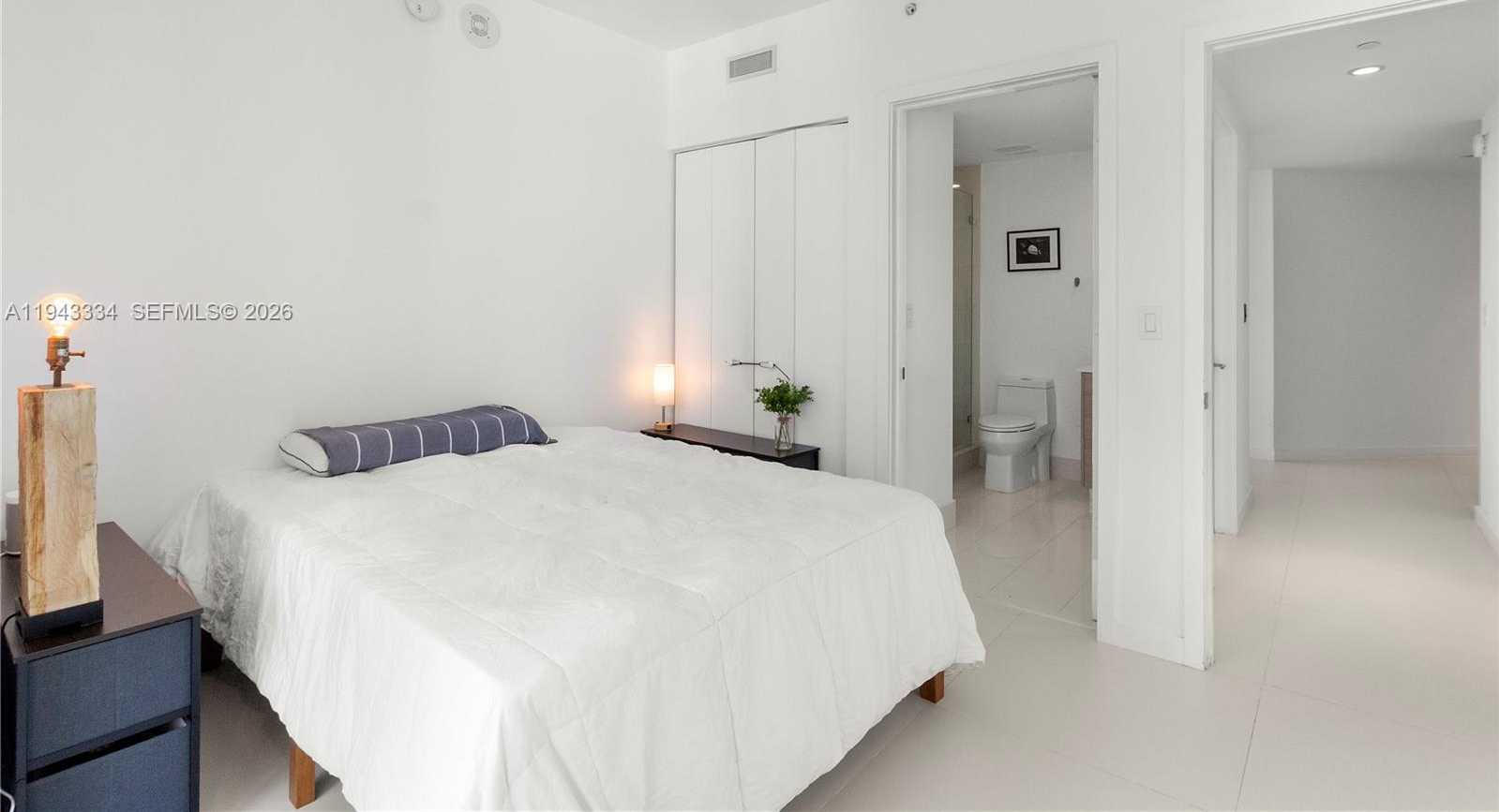 Small Image of 1300 SOUTH MIAMI AVE #2001, Miami Number 22