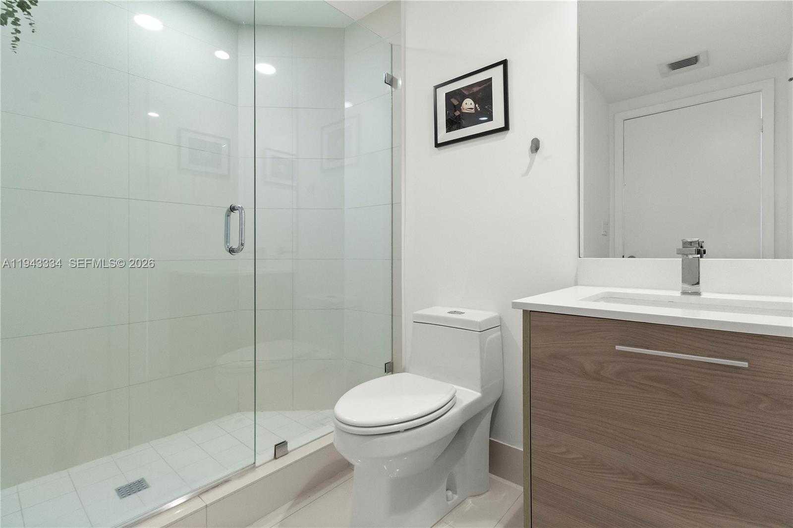 Small Image of 1300 SOUTH MIAMI AVE #2001, Miami Number 23